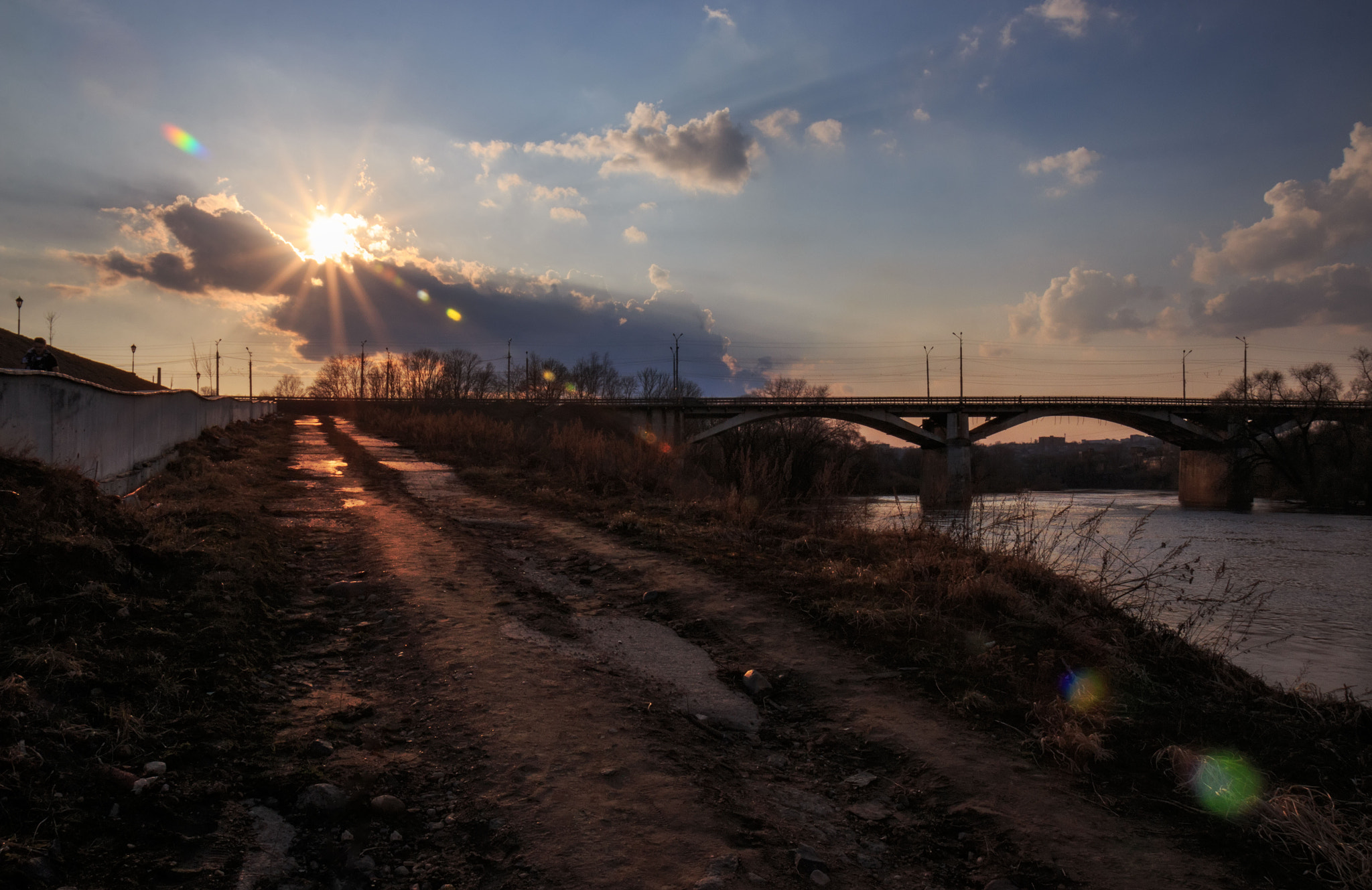 Canon EF-S 17-55mm F2.8 IS USM sample photo. Road to the sun photography