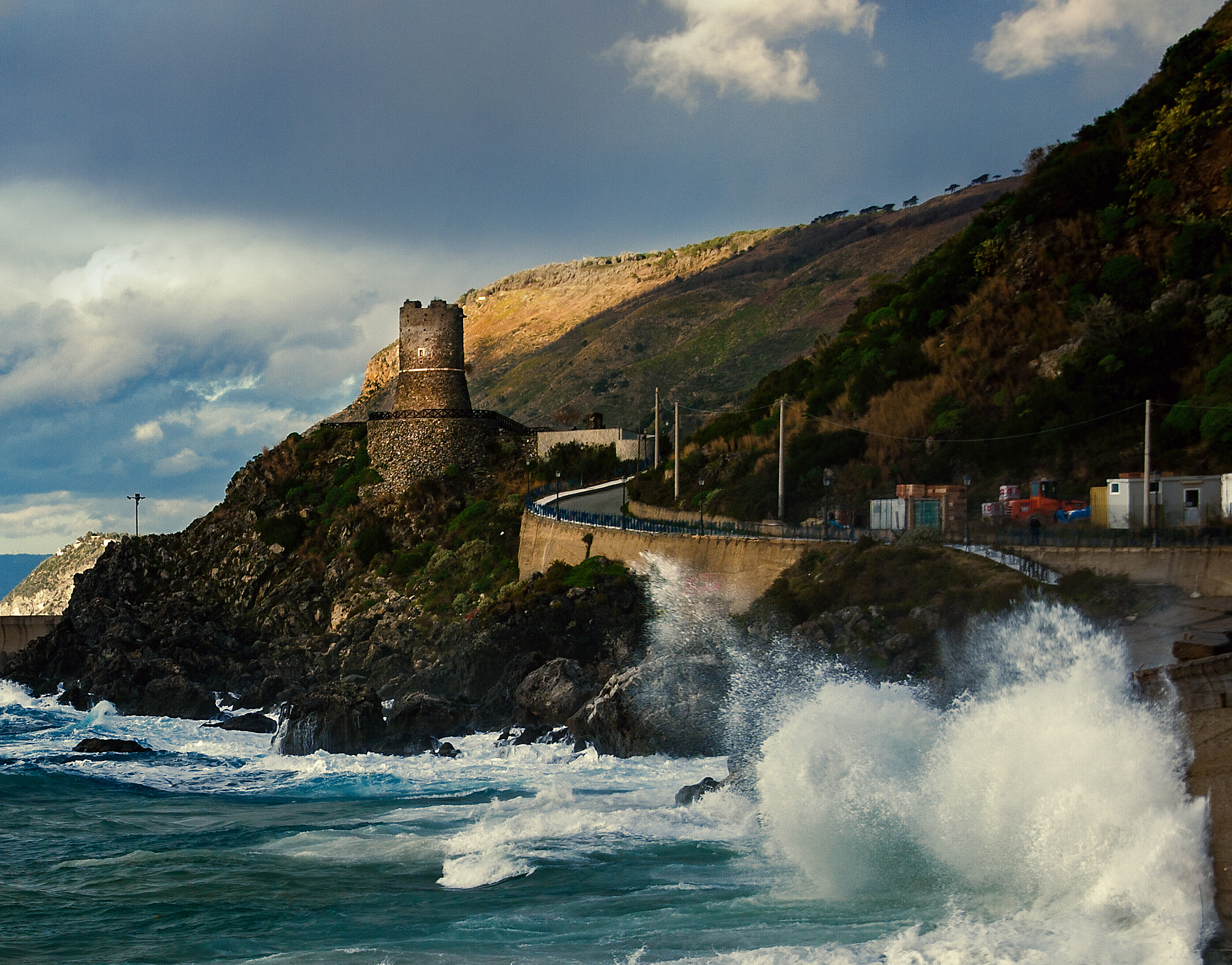 Sigma 18-200mm f/3.5-6.3 DC OS sample photo. I pensieri sono come le onde del mare. photography