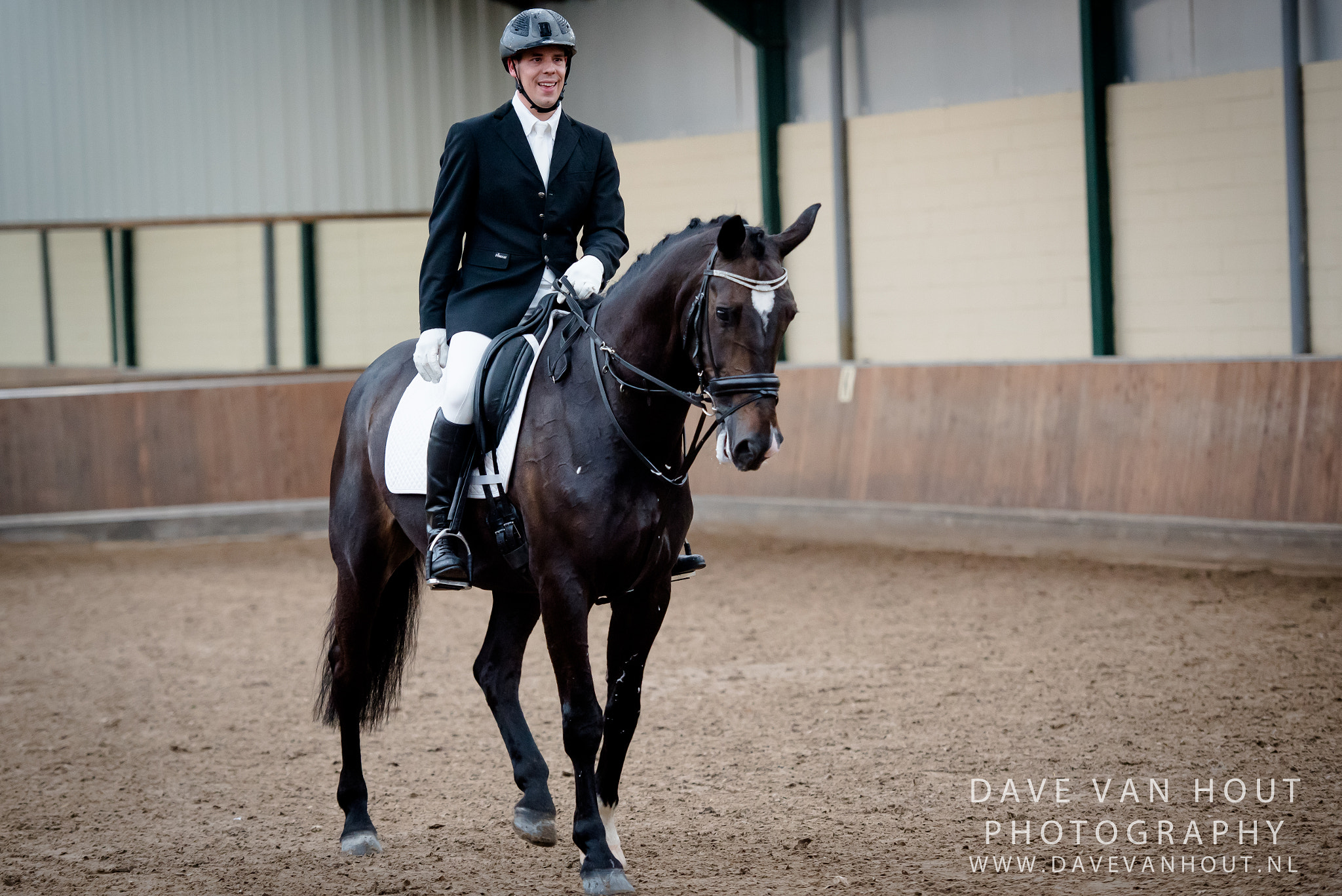 Nikon AF-S Nikkor 70-200mm F2.8G ED VR II sample photo. Volwassene drie king stables photography