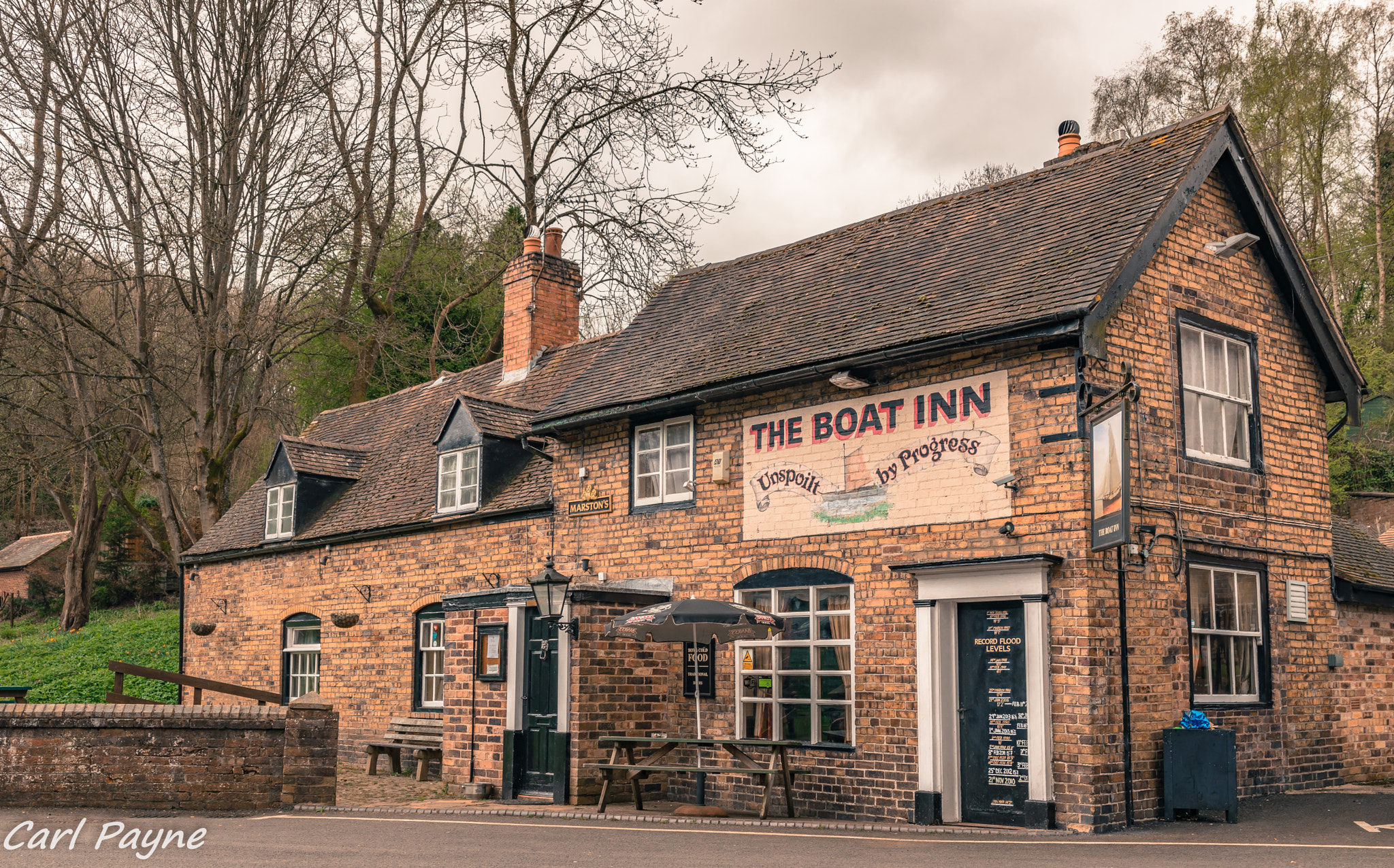 Canon EF 400mm f/2.8L sample photo. The boat inn at jackfield photography