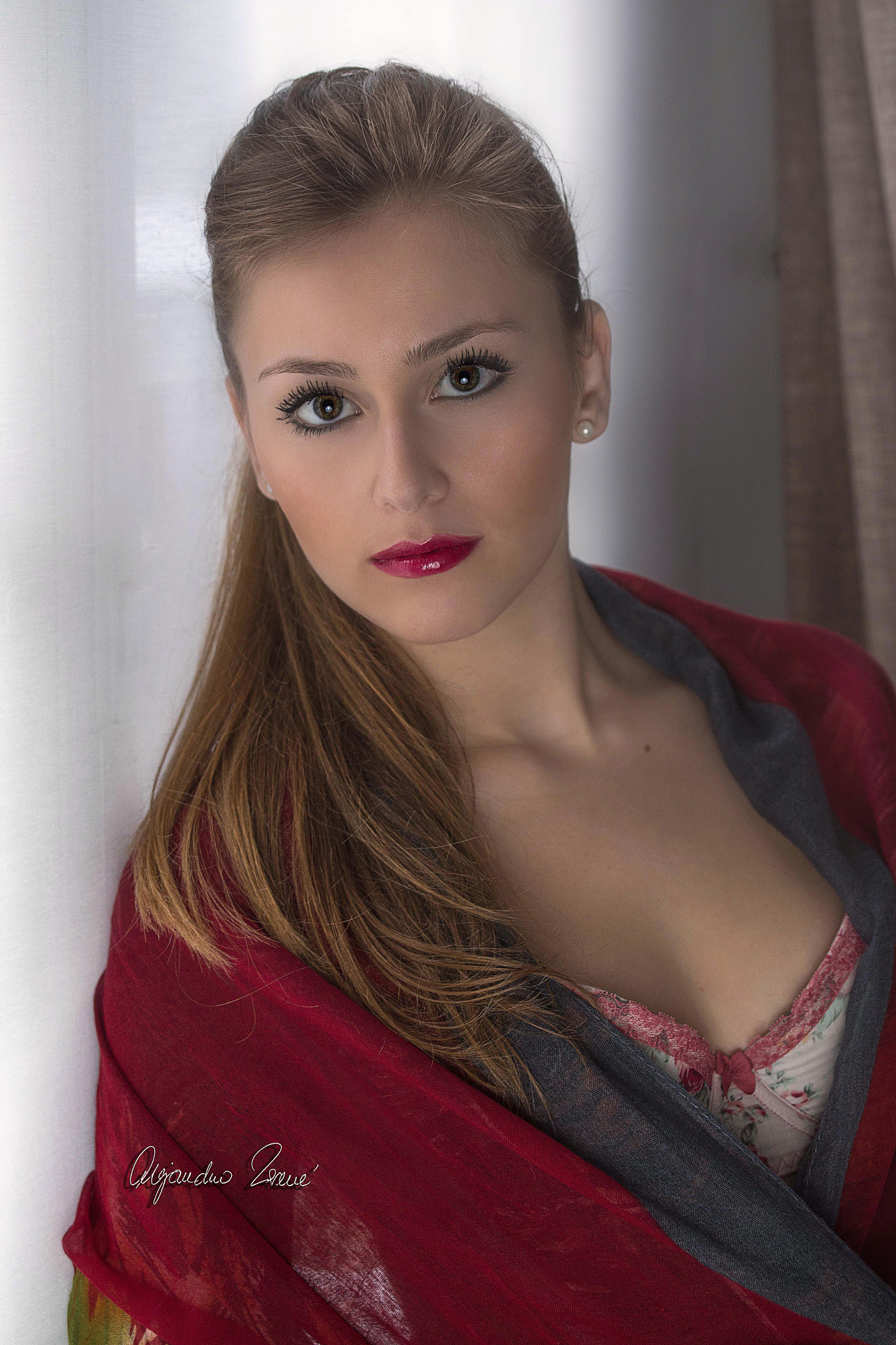 Canon EOS 6D + Canon EF 70-200mm F4L IS USM sample photo. Sofía photography