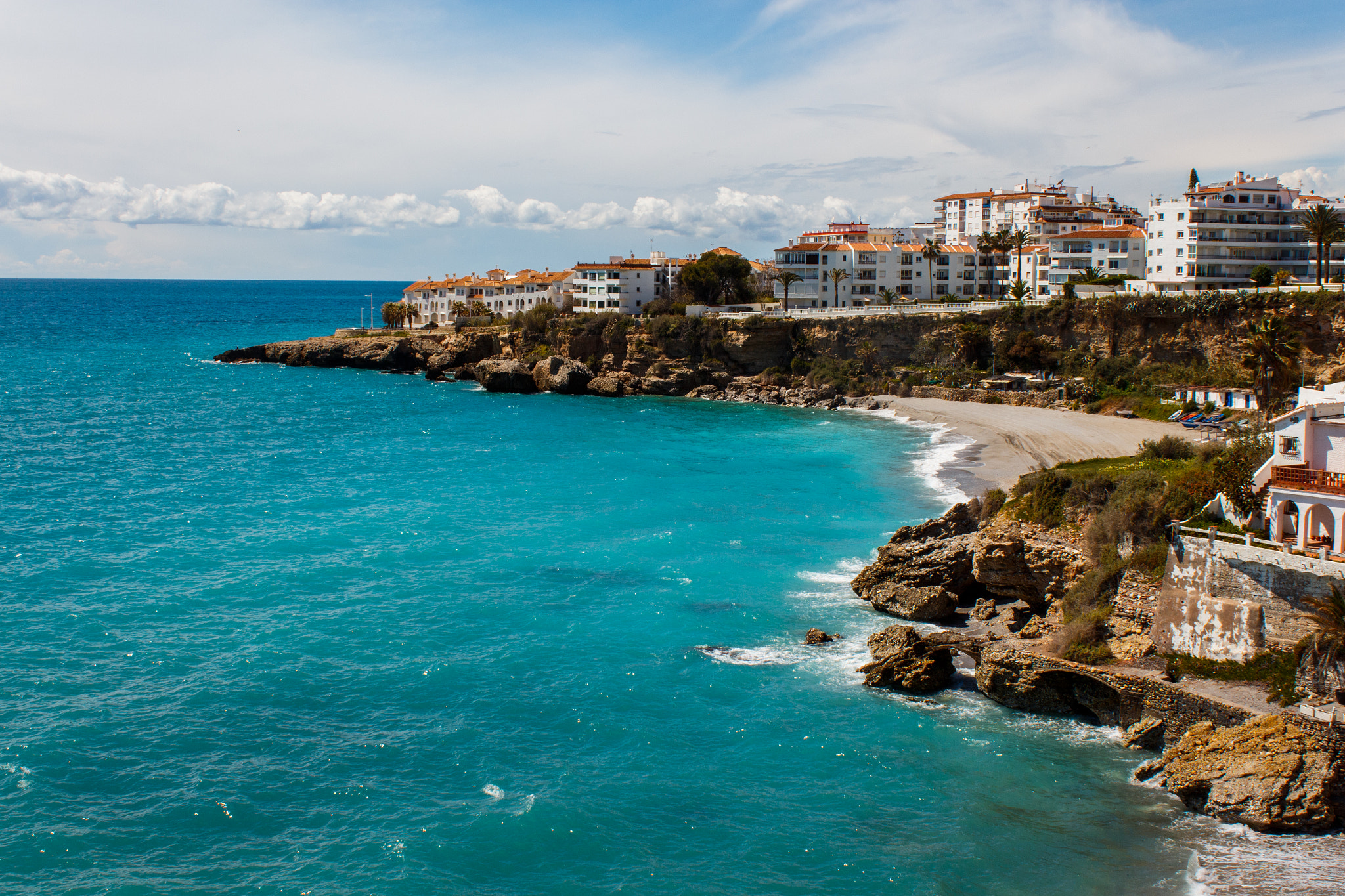 Canon EF-S 18-55mm F3.5-5.6 IS sample photo. Nerja balcón europa photography