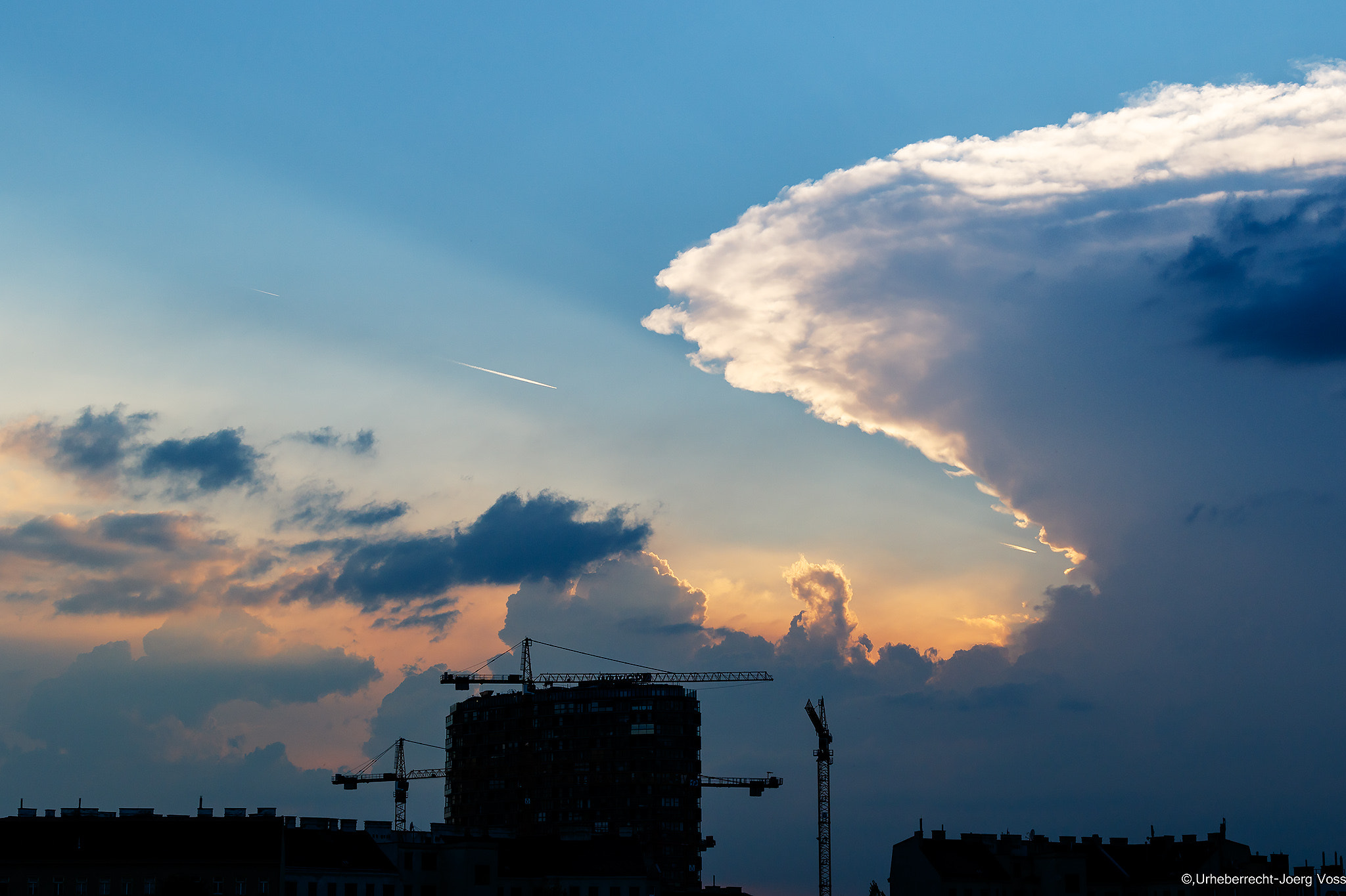 Canon EF 24-105mm F4L IS USM sample photo. Strange sky photography