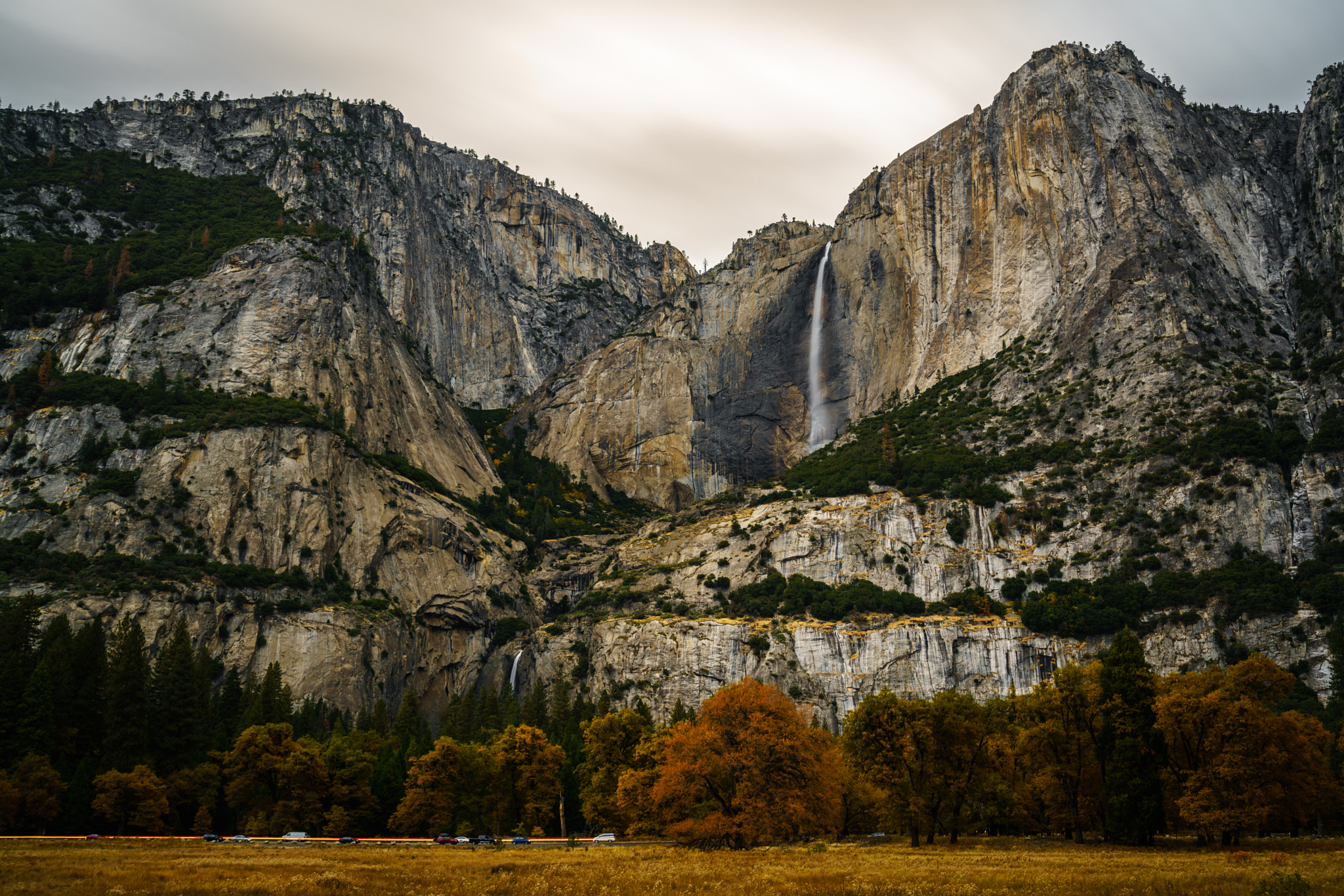 Sony a7R II + Sony Vario-Tessar T* FE 16-35mm F4 ZA OSS sample photo. Yosemite falls photography