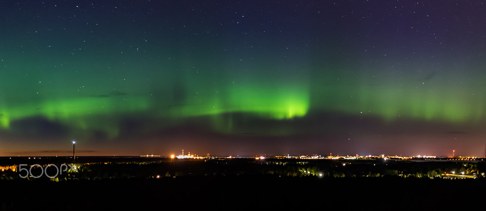 Nikon D5500 sample photo. Northern lights over the city of vaasa photography