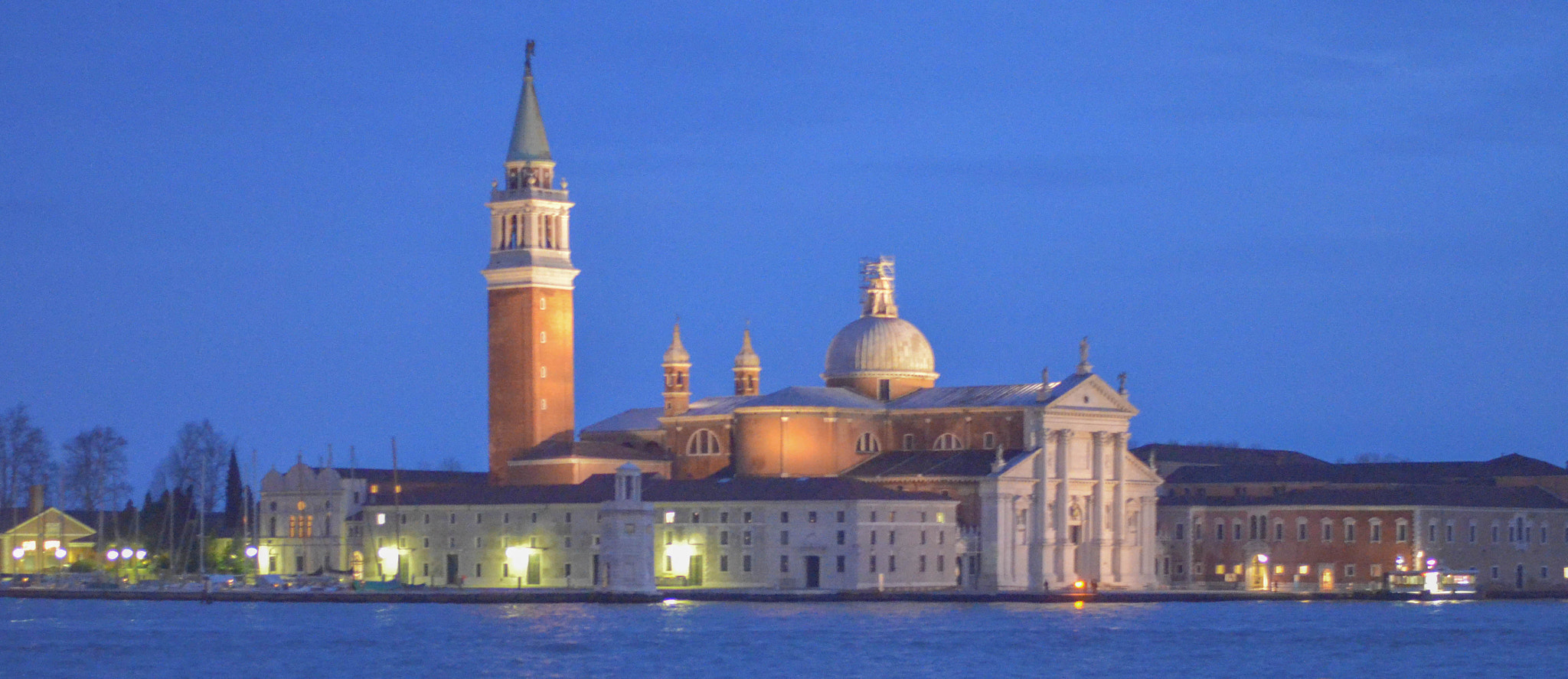 Nikon D5100 + Nikon AF-S Nikkor 50mm F1.8G sample photo. Venice photography