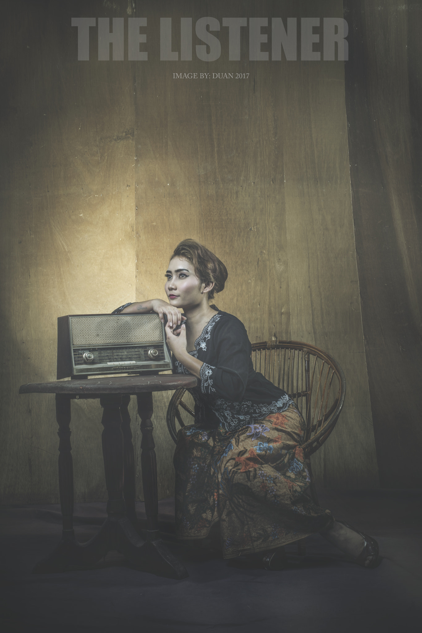 Minolta AF 50mm F1.4 [New] sample photo. 1940s radio listener photography
