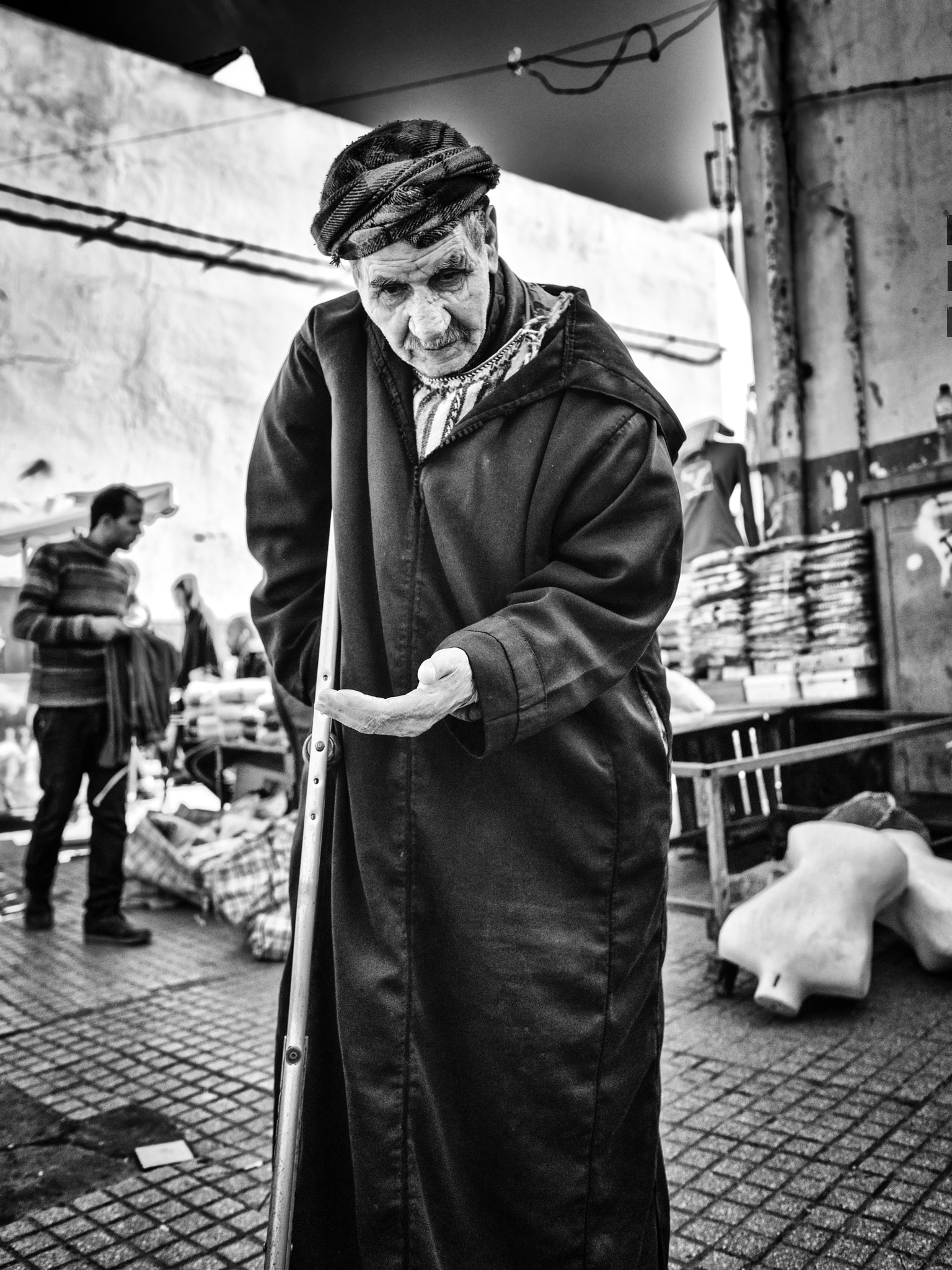 Sony a7R II sample photo. Moroccan life contrasts photography