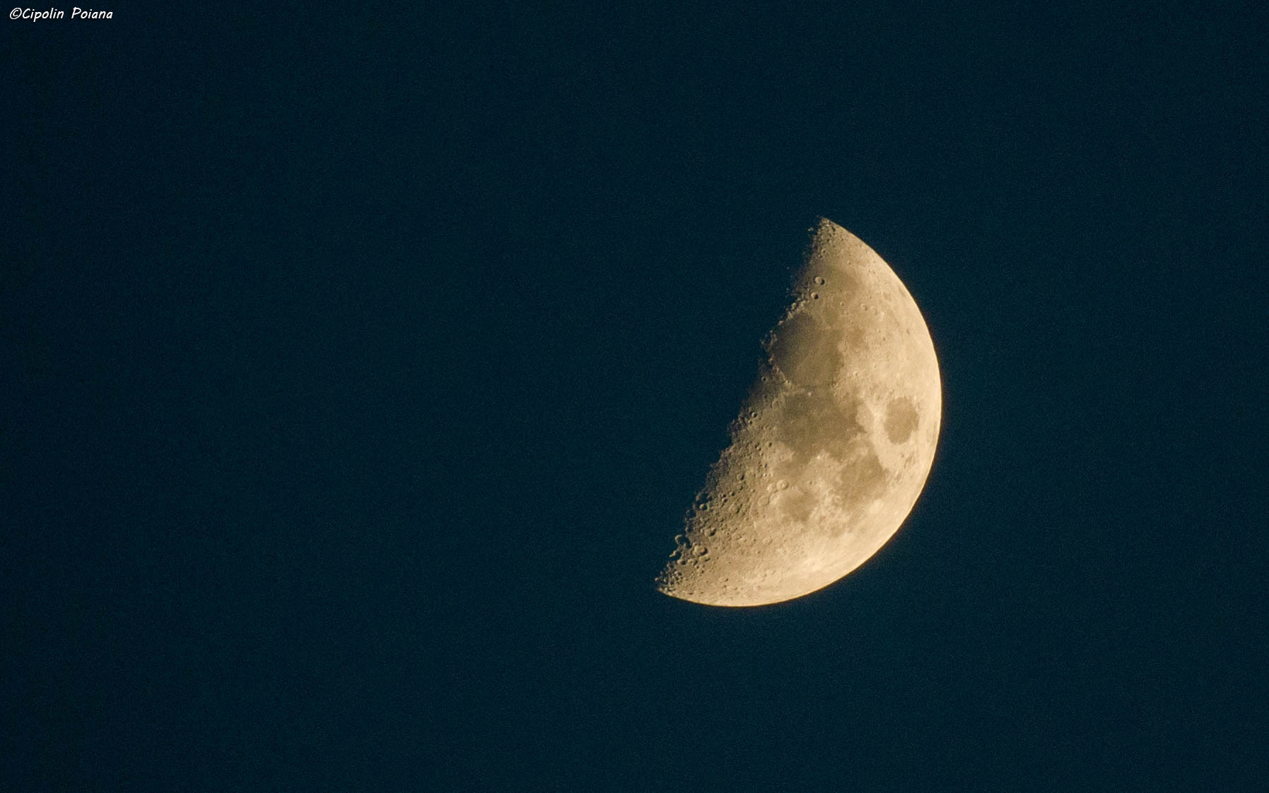 Nikon D7000 + Tamron SP 70-300mm F4-5.6 Di VC USD sample photo. Moon in this evening photography
