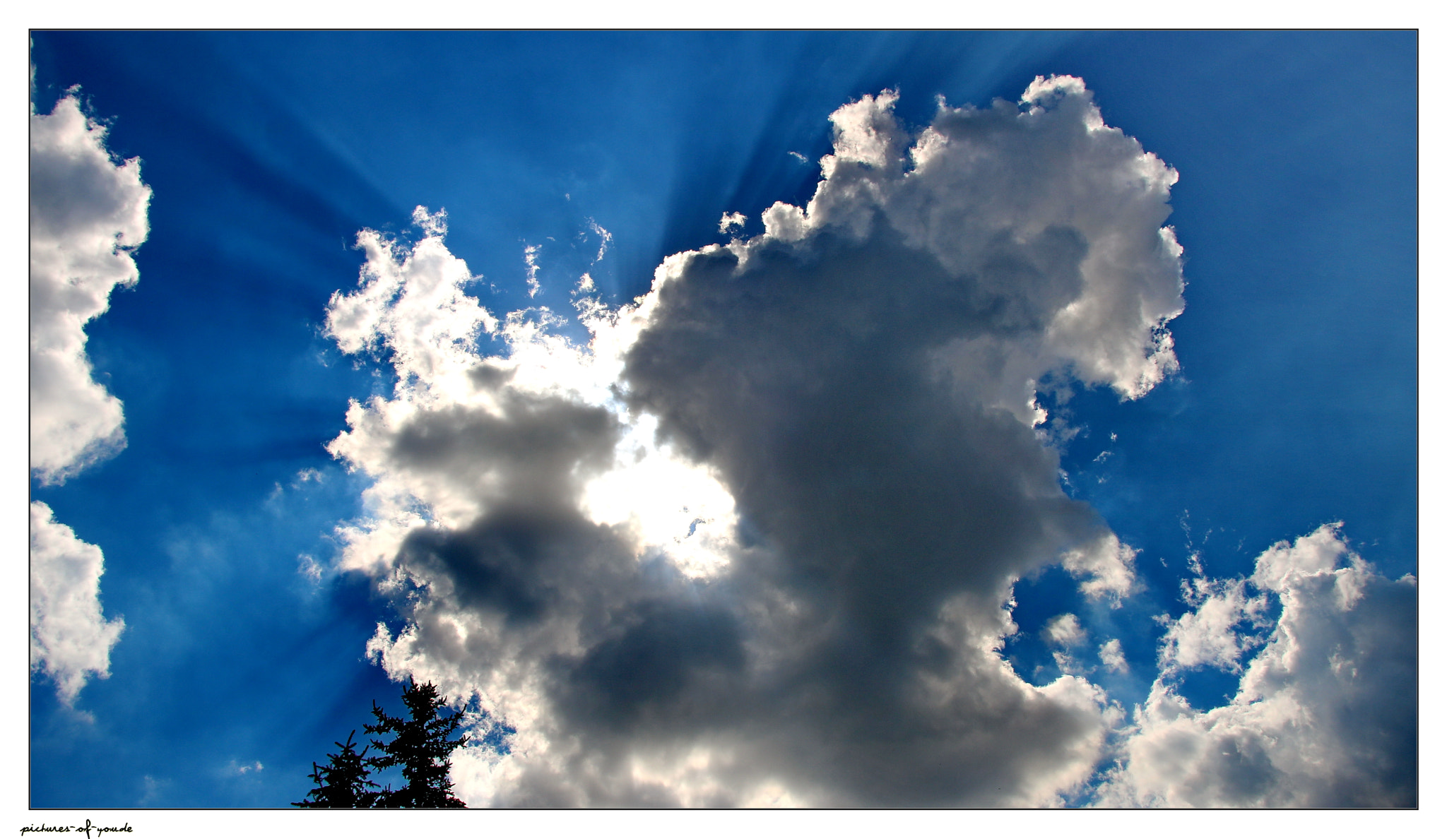 Sigma 18-250mm F3.5-6.3 DC OS HSM sample photo. Clouds and lights photography