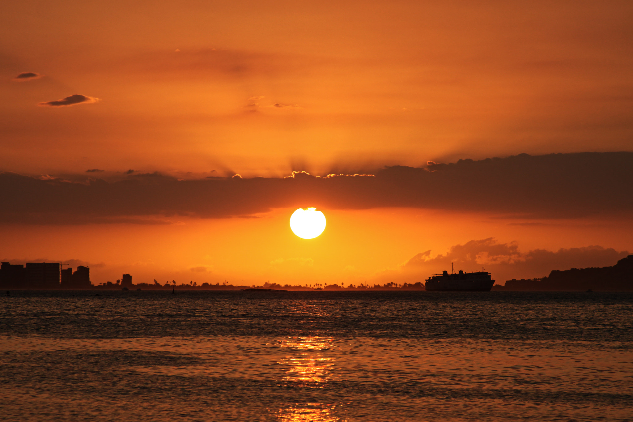 Canon EF 28-135mm F3.5-5.6 IS USM sample photo. Atardecer de puerto la cruz photography