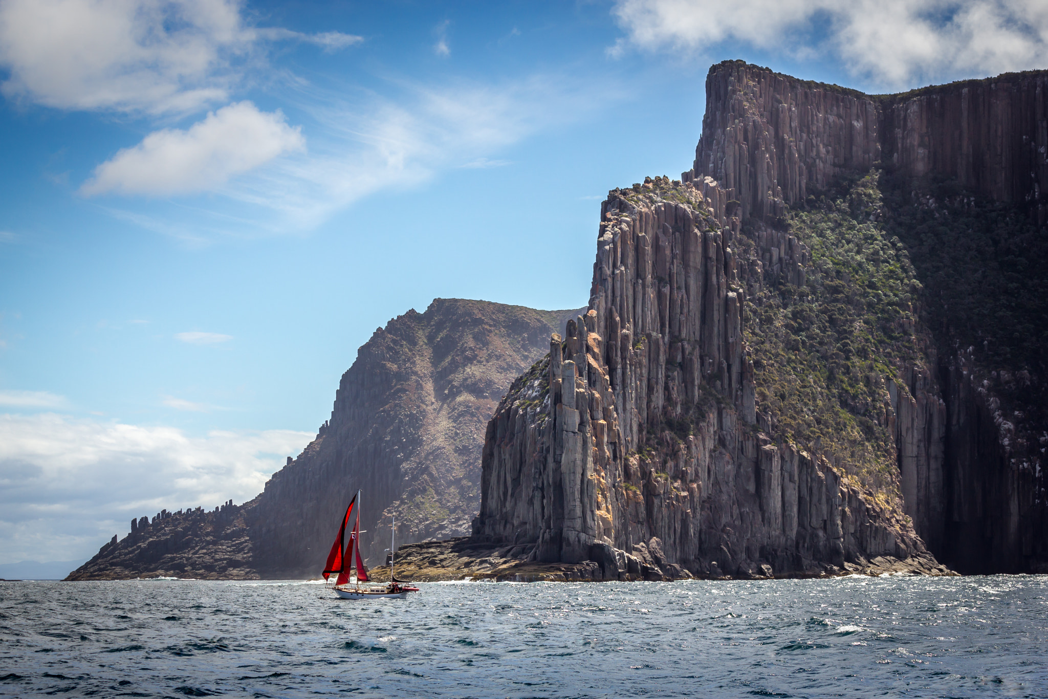 Canon EF-S 55-250mm F4-5.6 IS sample photo. Red sails photography
