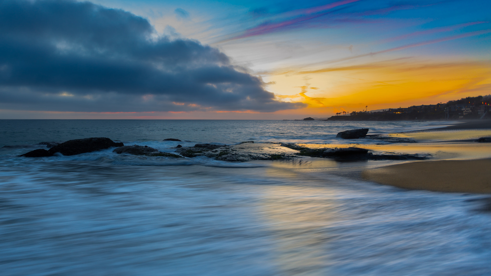 Canon EF 16-35mm F2.8L II USM sample photo. Storm clouds moving in photography