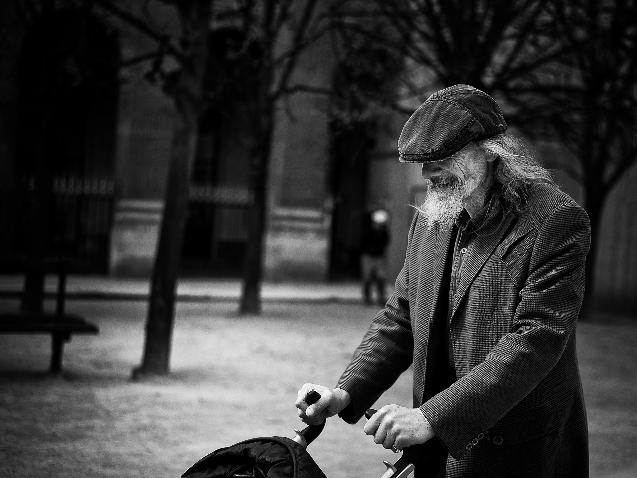 Nikon D700 + Nikon AF-S Nikkor 50mm F1.8G sample photo. The man in the beret... photography