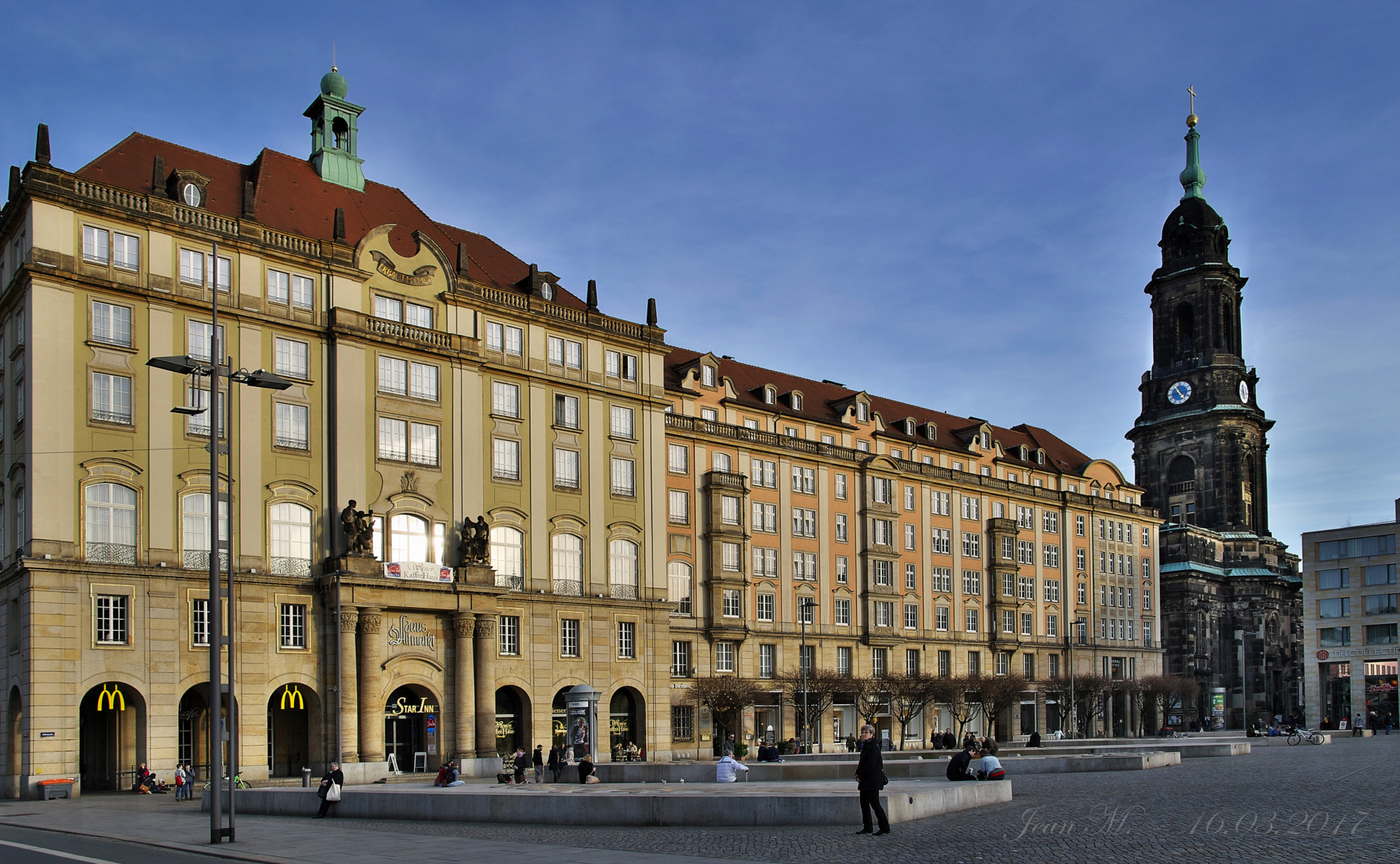 Sigma 17-50mm F2.8 EX DC OS HSM sample photo. Haus altmarkt photography
