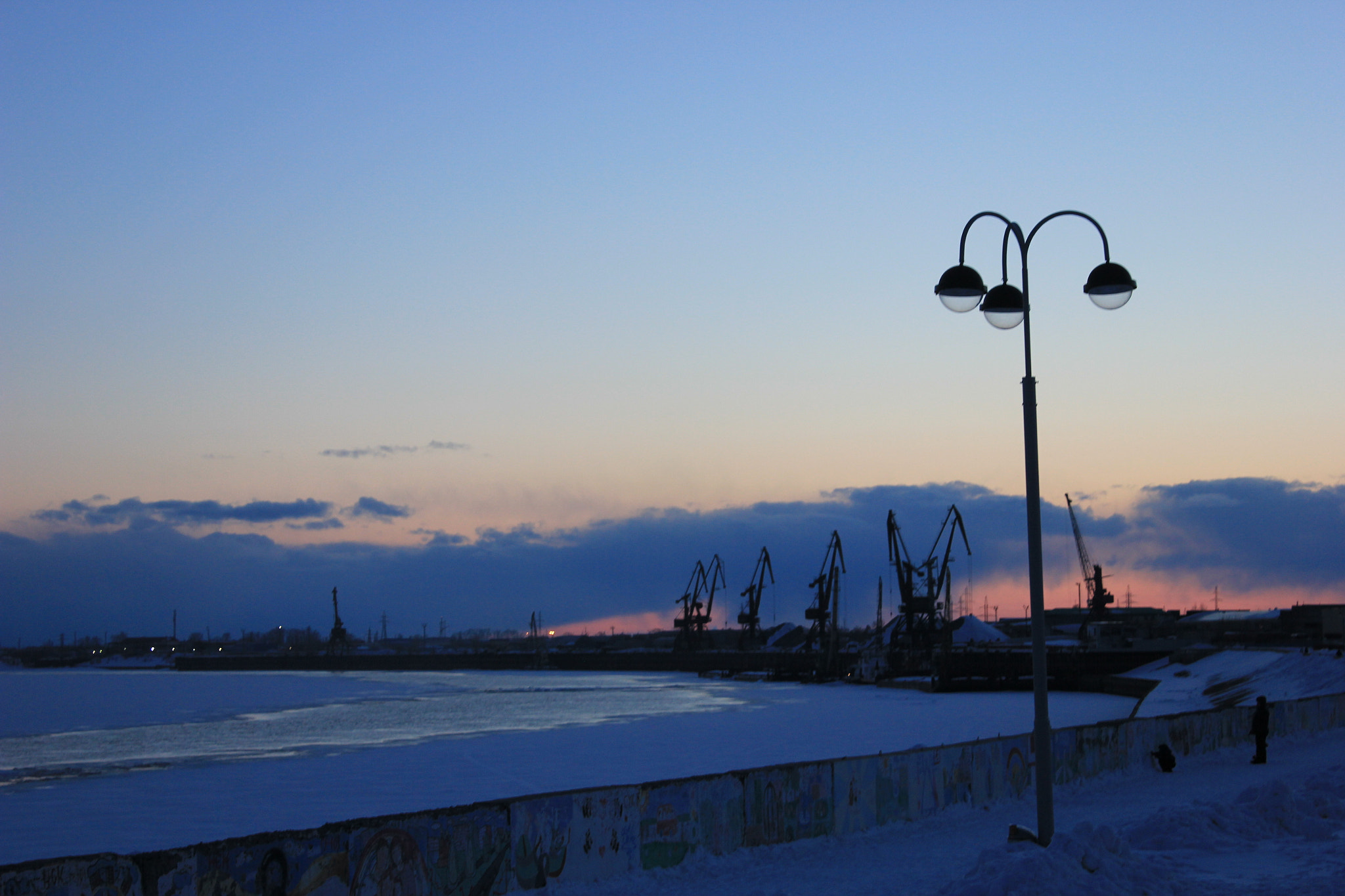Canon EF-S 18-55mm F3.5-5.6 III sample photo. Decline photography