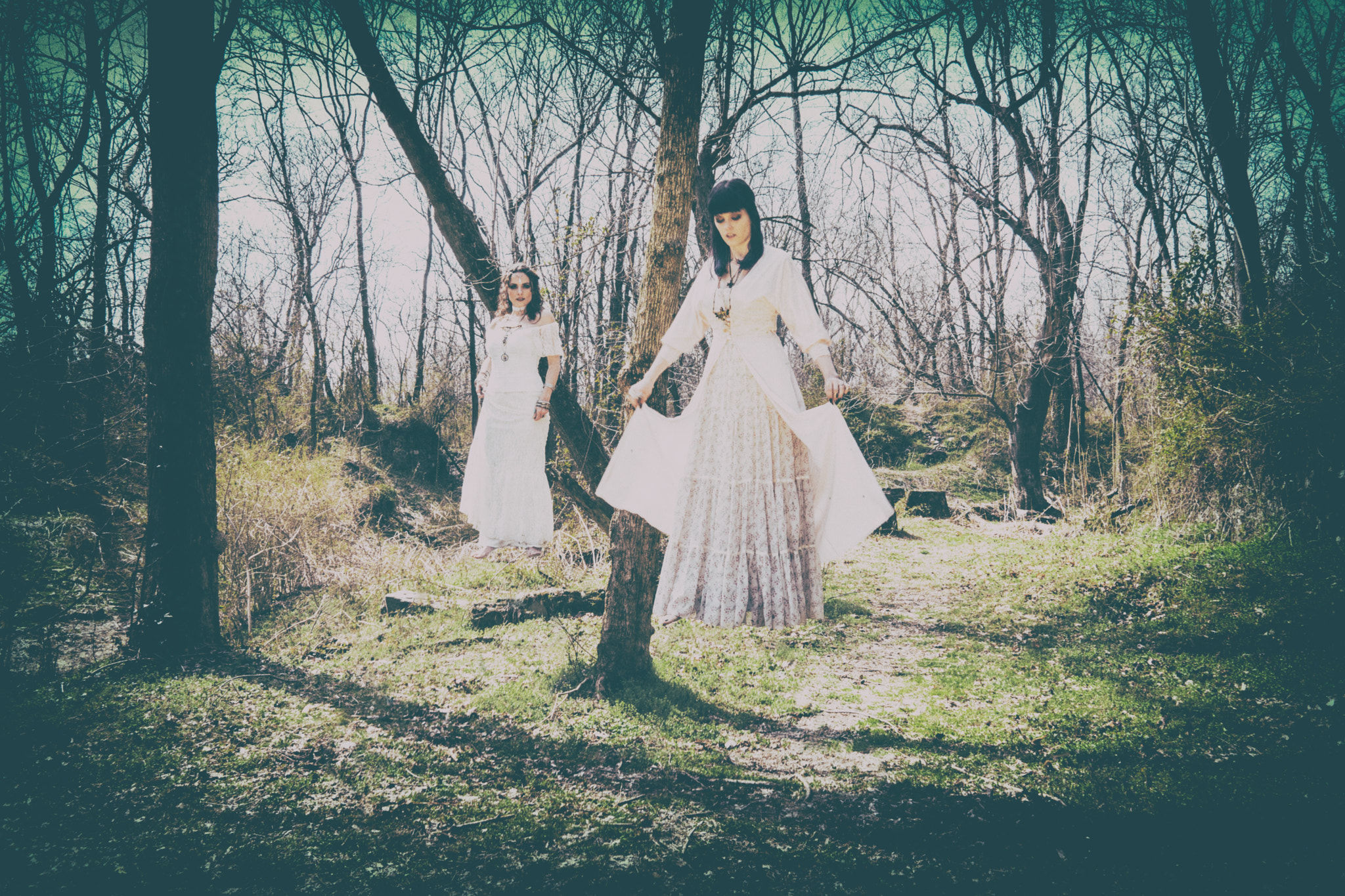 Sony a6300 + Sigma 19mm F2.8 EX DN sample photo. Witchy women photography