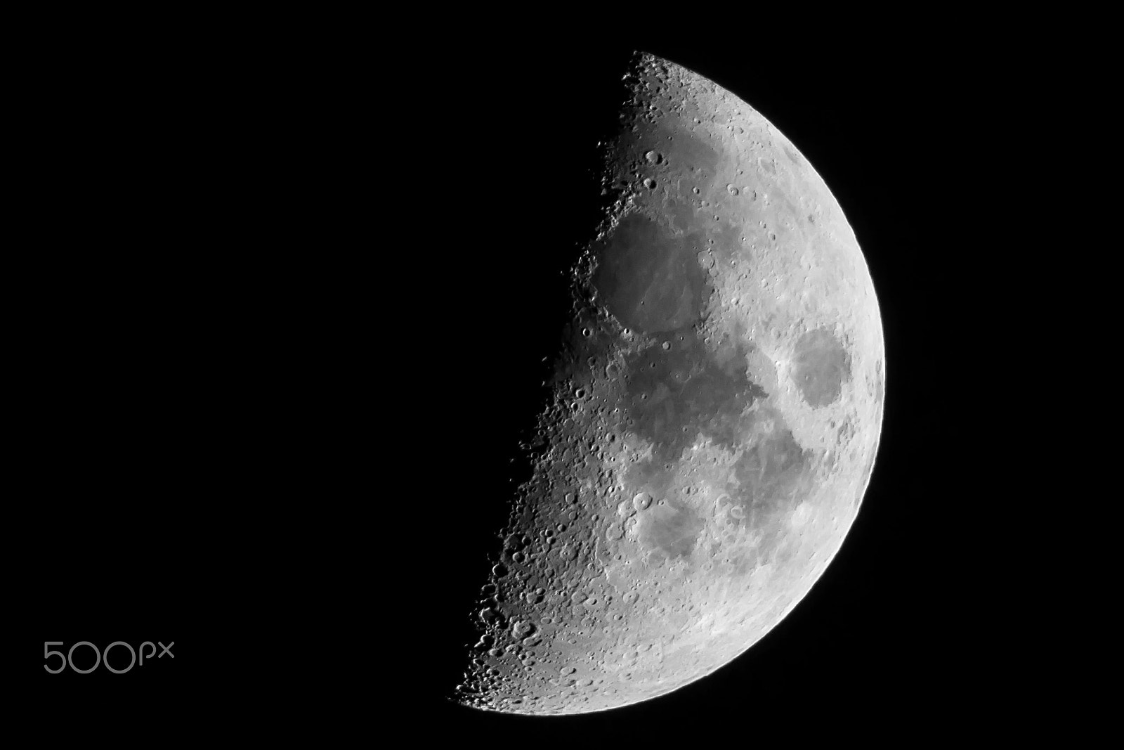 Nikon AF-S Nikkor 200-500mm F5.6E ED VR sample photo. Moon 2017.04.03.20:30 photography