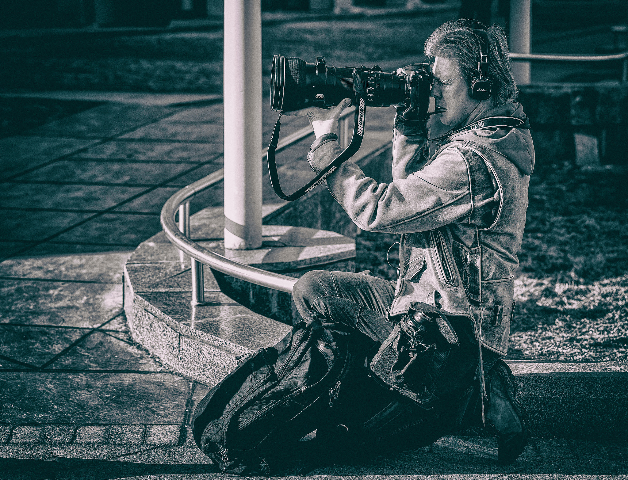 Leica APO-Summicron-M 90mm F2 ASPH sample photo. In readiness photography