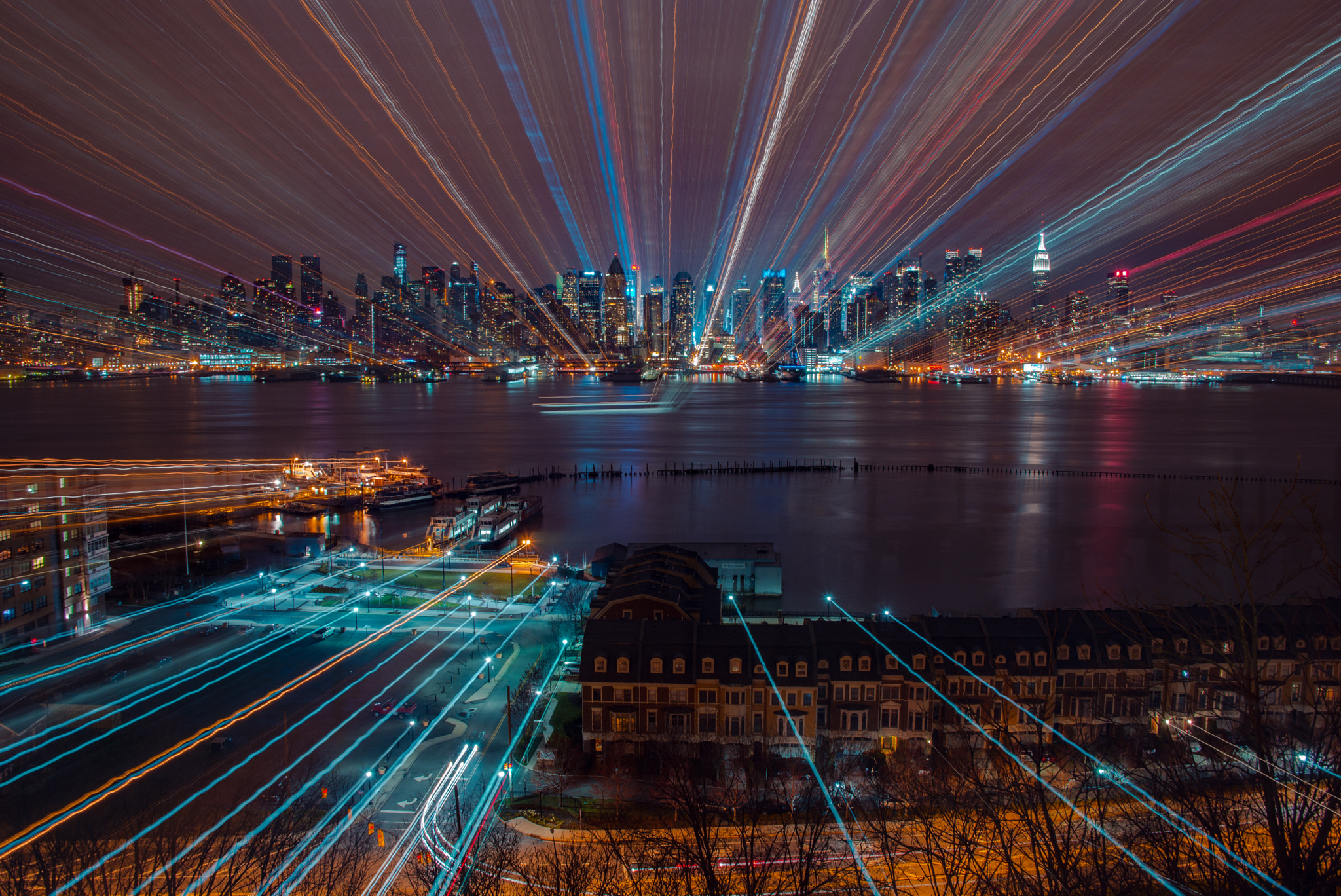Nikon D600 sample photo. Cascading light travels - ny photography