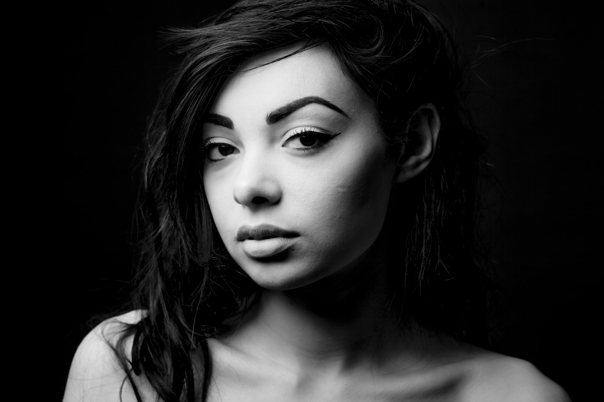 Canon EF 85mm F1.8 USM sample photo. Chiara photography
