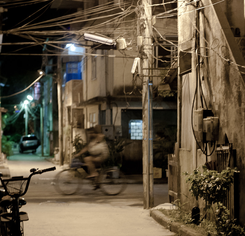 Canon EOS 5D sample photo. By night photography