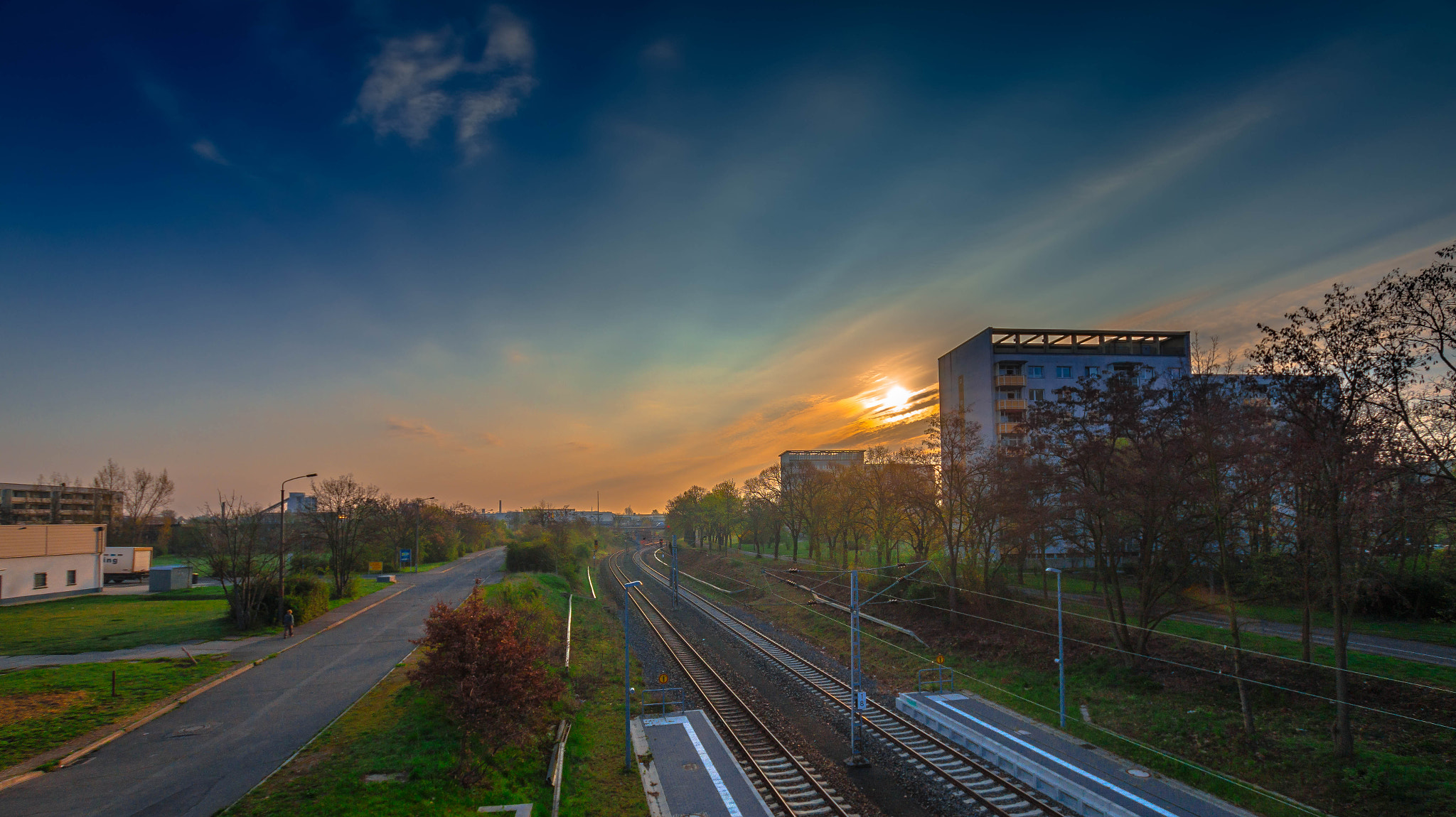 Sony SLT-A58 + Sigma 10-20mm F3.5 EX DC HSM sample photo. Morning light photography