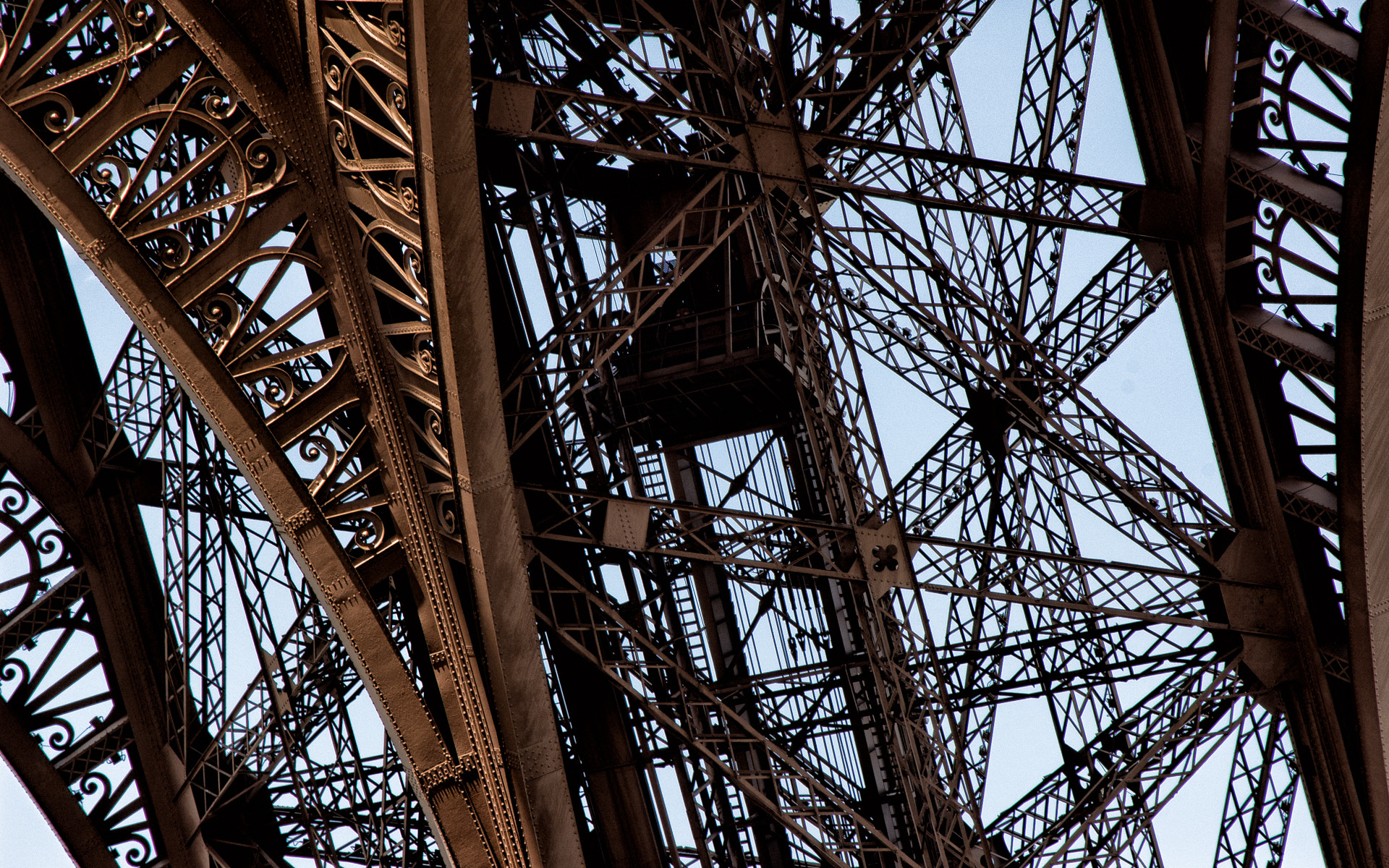 Nikon D70 sample photo. Eiffel photography