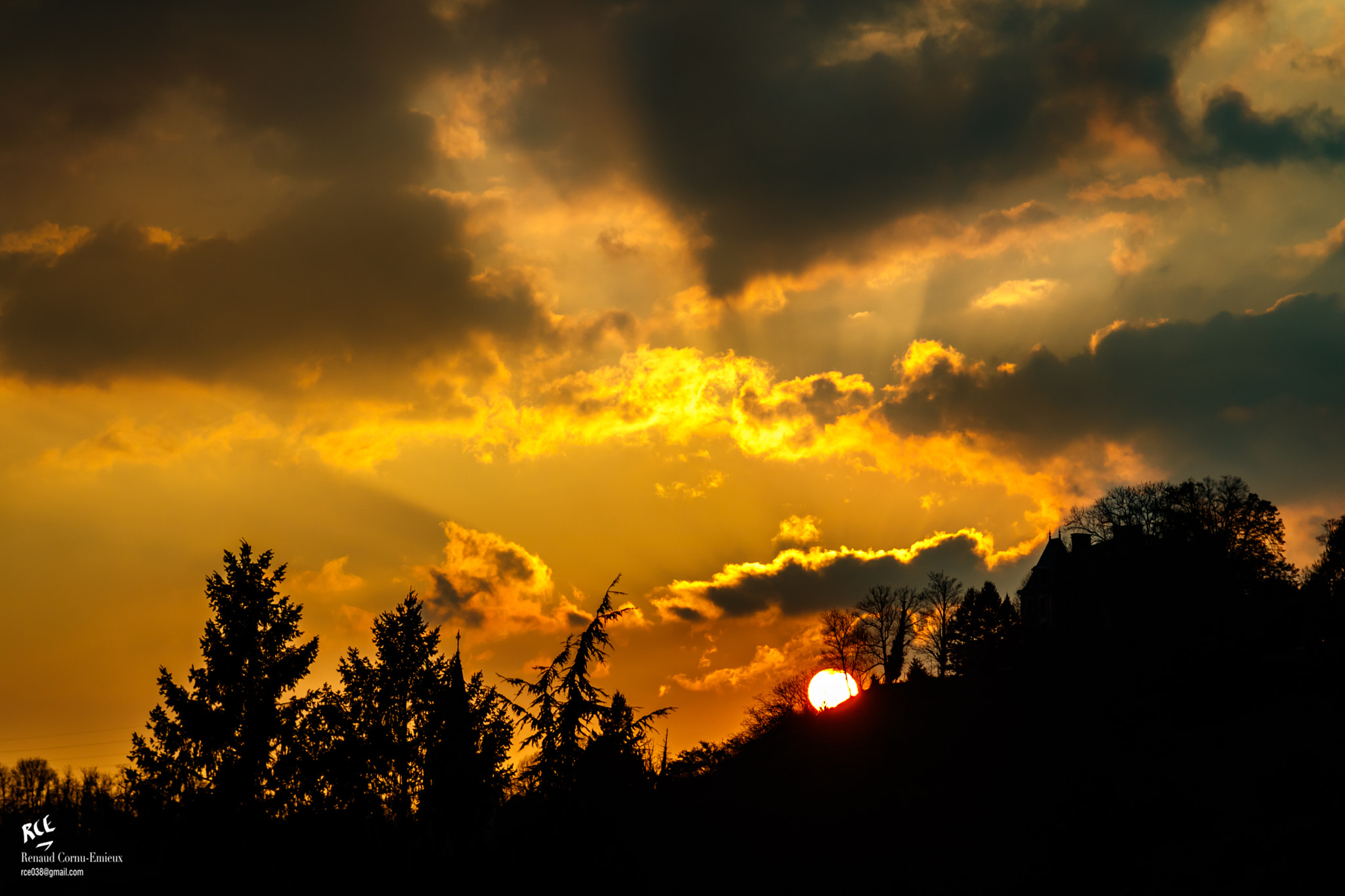 Canon EF 24-85mm F3.5-4.5 USM sample photo. Sunset in vinay (france) photography