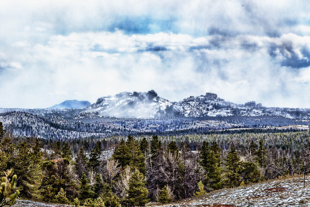 Canon EOS 7D Mark II sample photo. Snow squall at vedauwoo photography