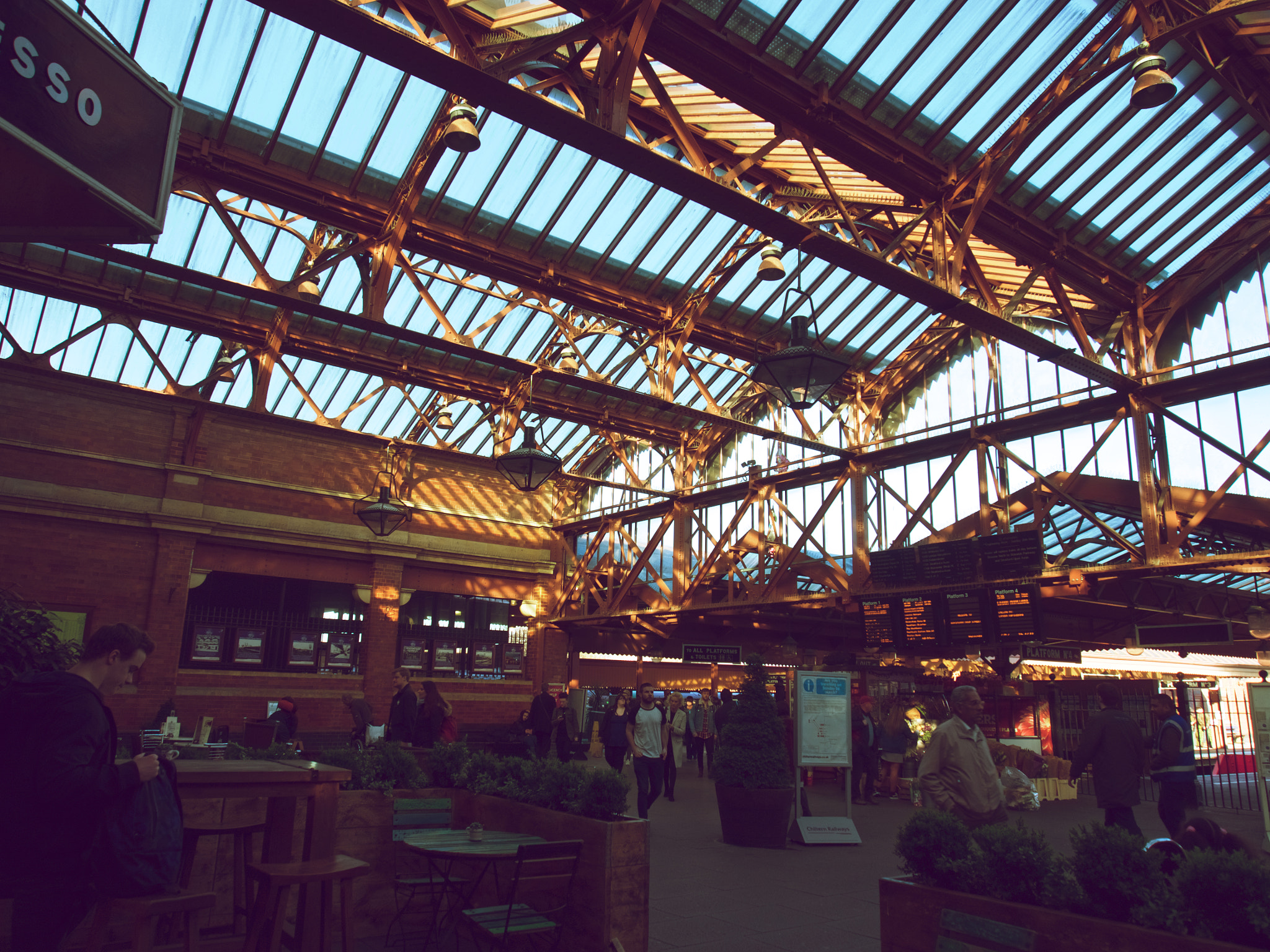 Olympus OM-D E-M5 II sample photo. Train station photography