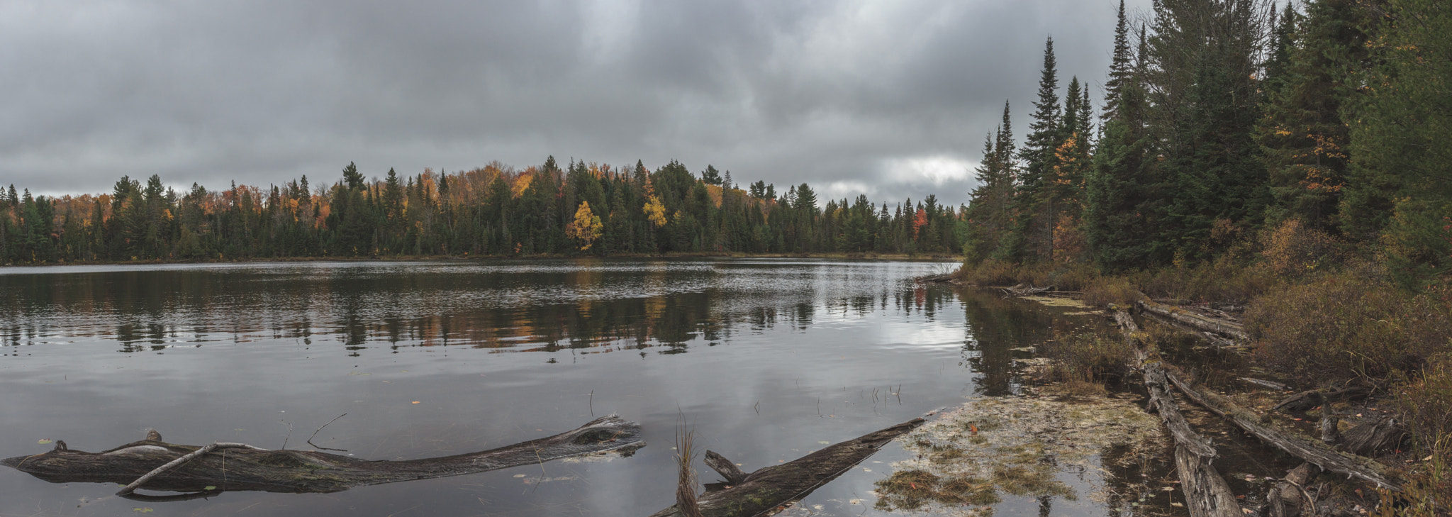 Canon EF 16-35mm F2.8L II USM sample photo. Old lake photography