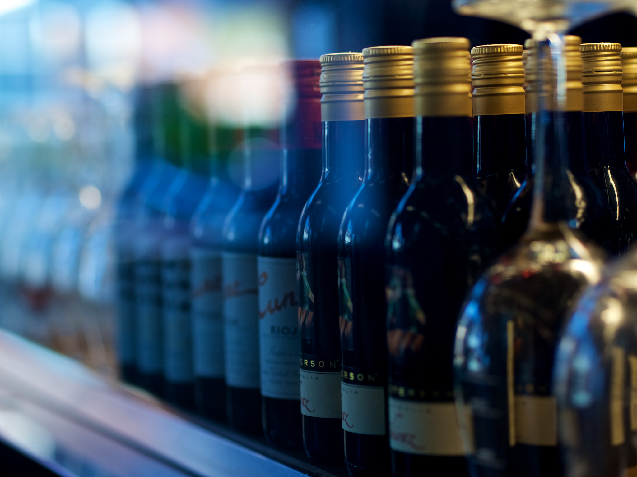 Olympus OM-D E-M5 II + Olympus M.Zuiko Digital 45mm F1.8 sample photo. Wines photography