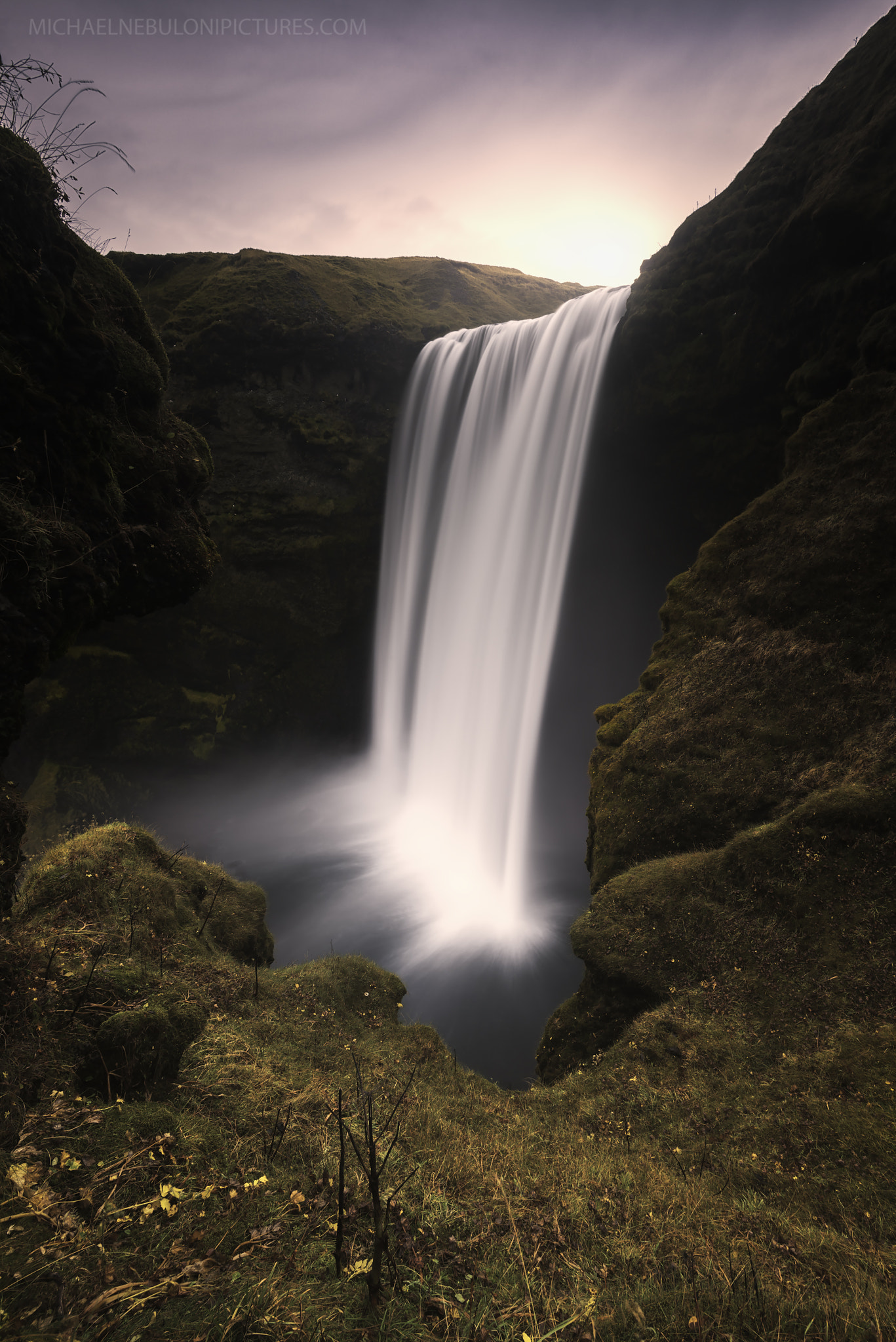 Nikon AF-S Nikkor 16-35mm F4G ED VR sample photo. Skogafoss photography