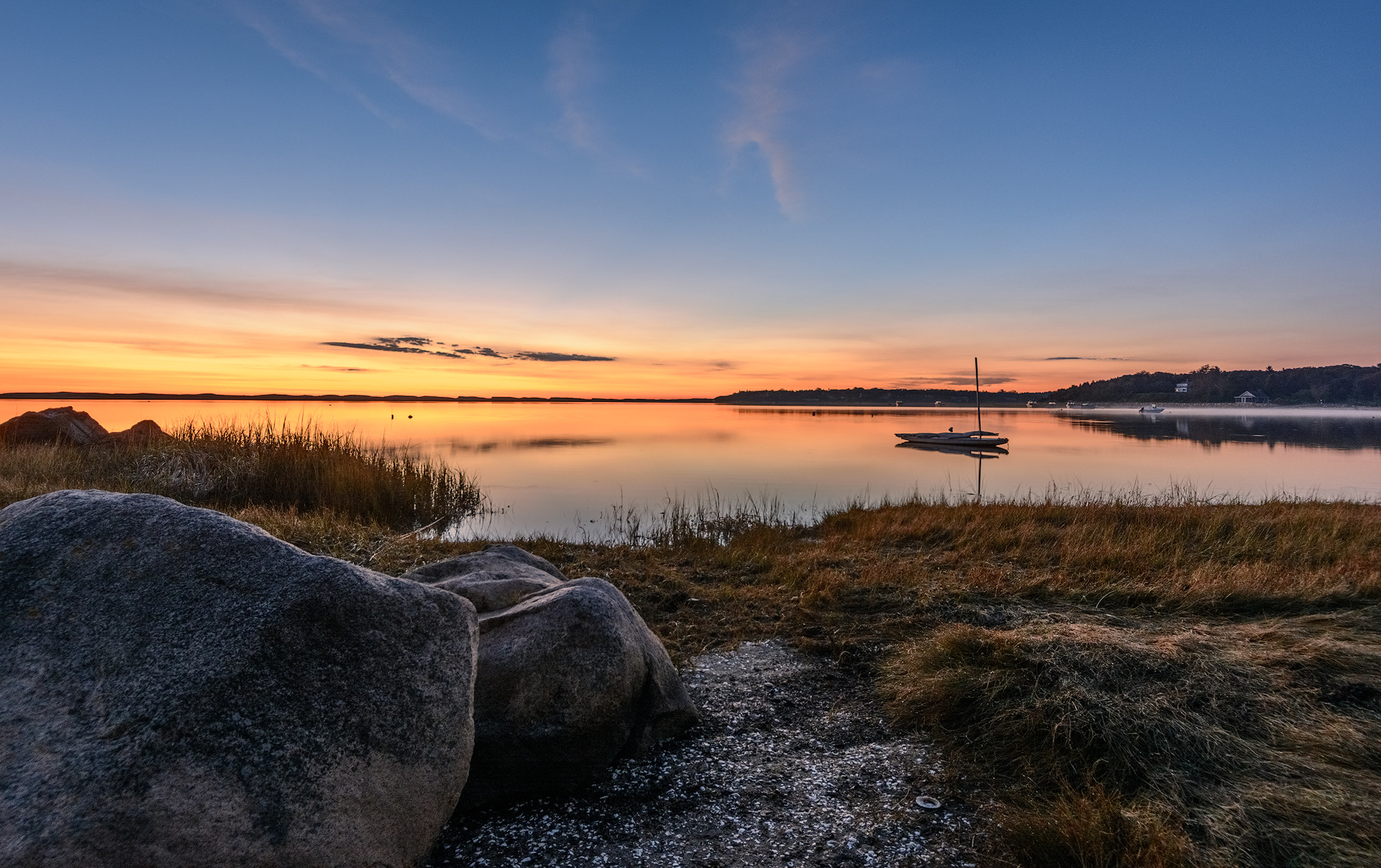 Sigma 8-16mm F4.5-5.6 DC HSM sample photo. Morning calm photography