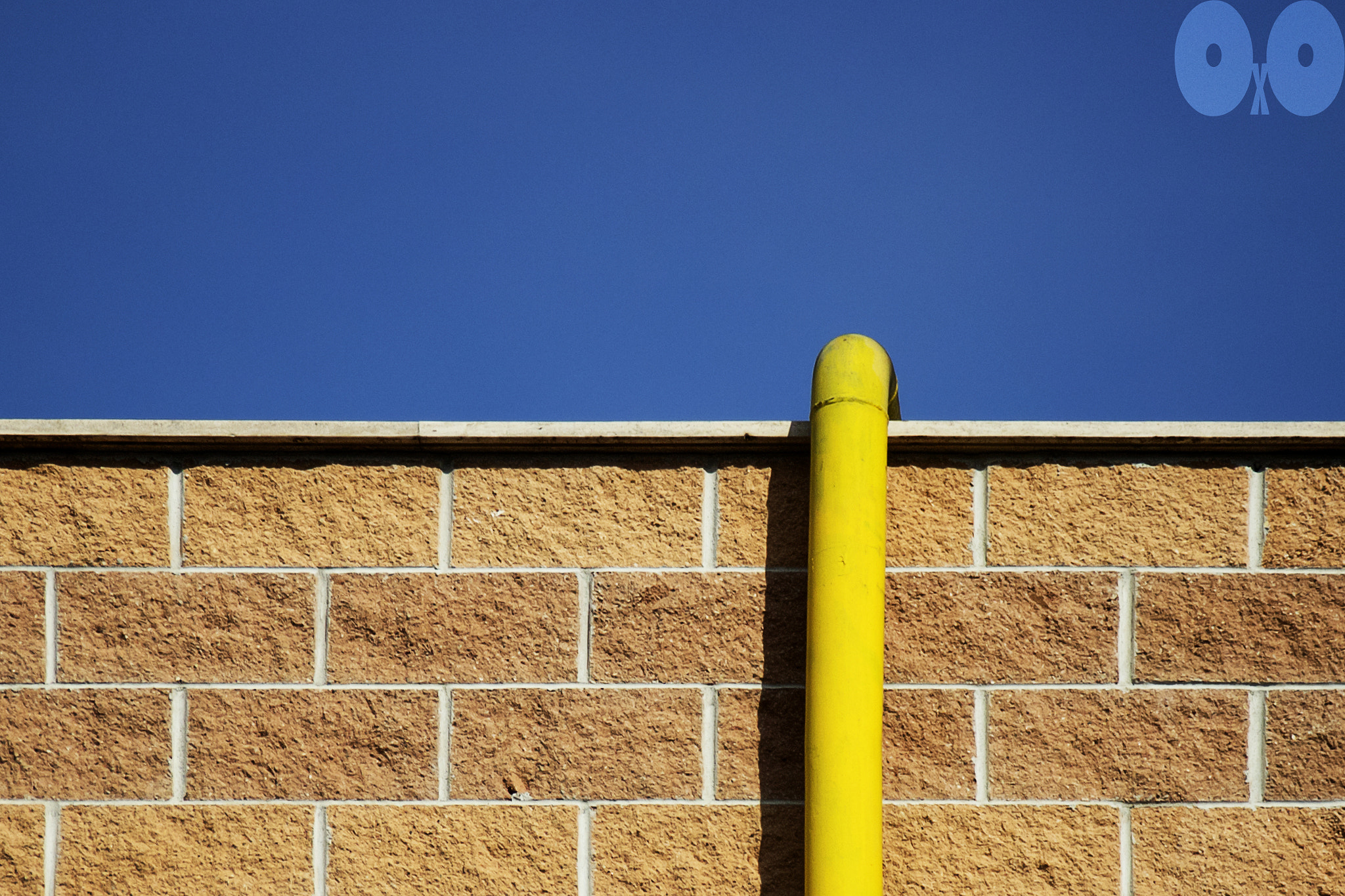 Canon EOS M10 sample photo. The pipe photography