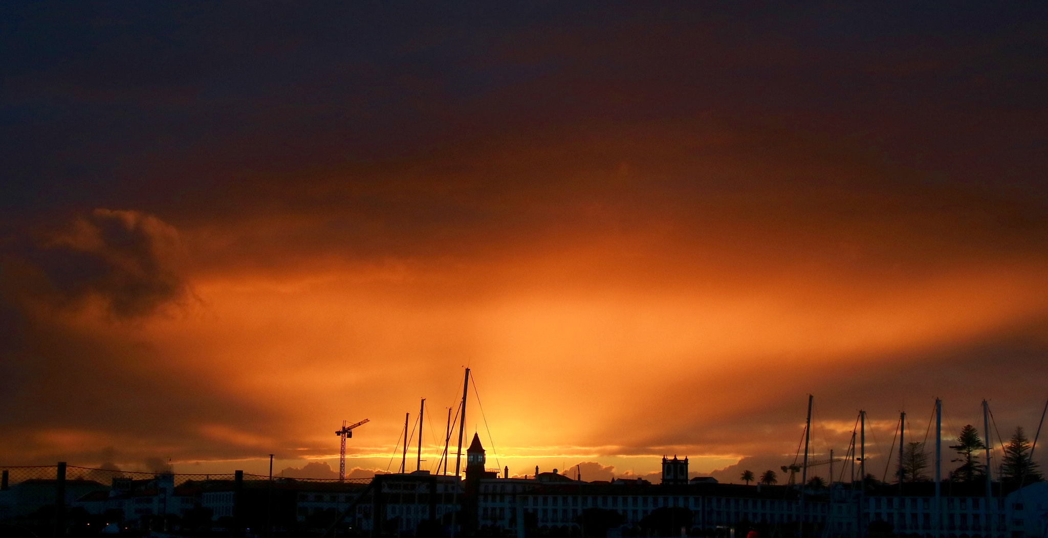 Canon EOS M3 + Canon TS-E 90mm F2.8 Tilt-Shift sample photo. Fire in the sky photography