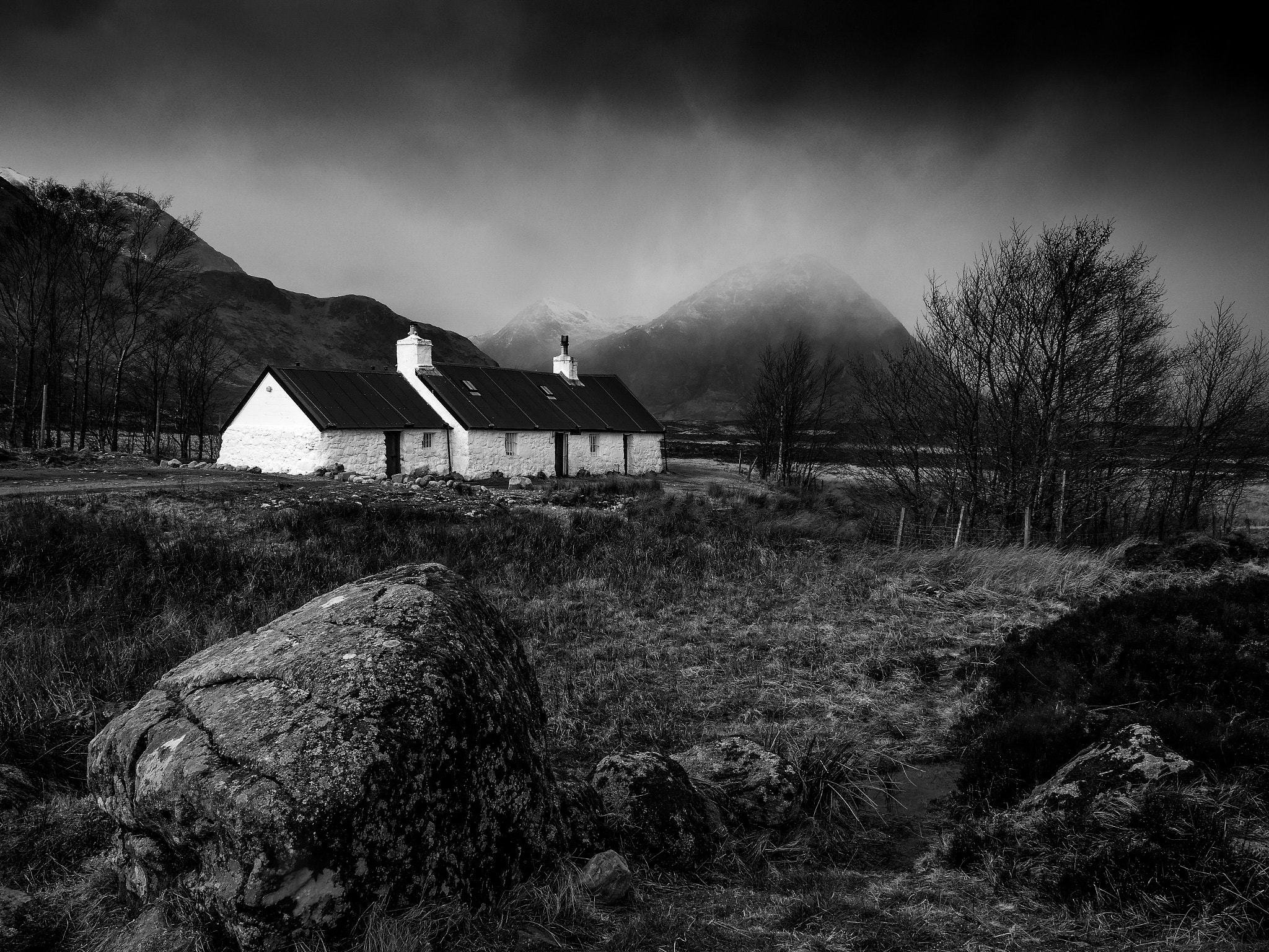 Panasonic Lumix DMC-GX8 sample photo. Glencoe castles stalker kilchurn photography