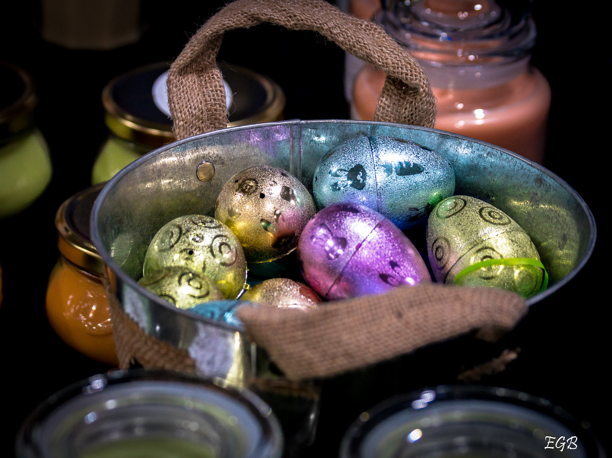 Canon EF 70-300mm F4-5.6 IS USM sample photo. Eggs in a bucket photography