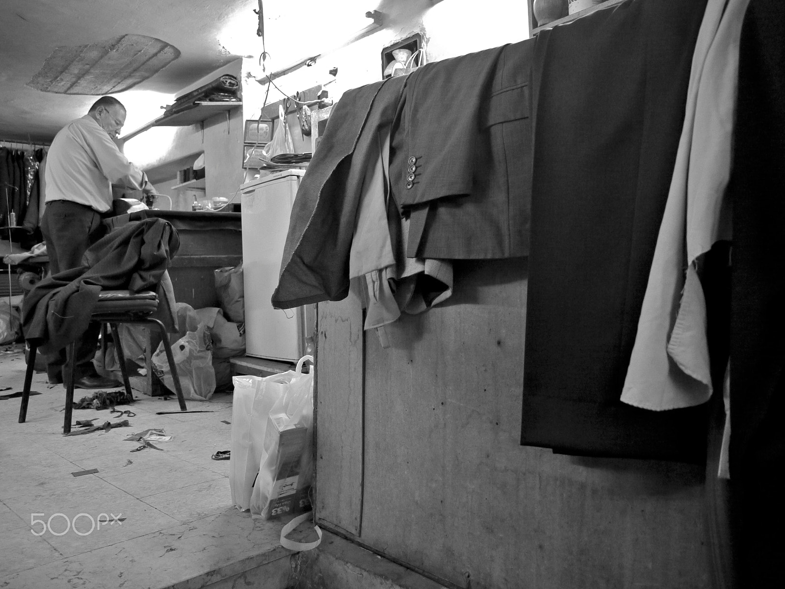 Panasonic Lumix DMC-G1 sample photo. Tailors in jebel al weibdeh photography