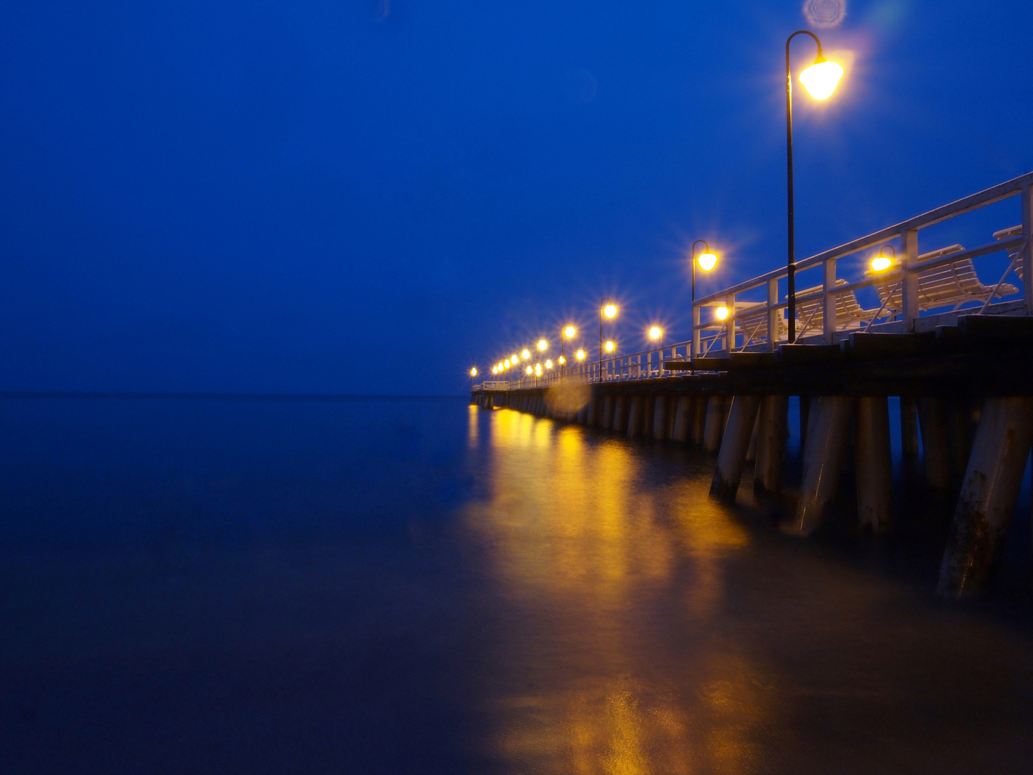 Olympus PEN E-P3 sample photo. Light road photography