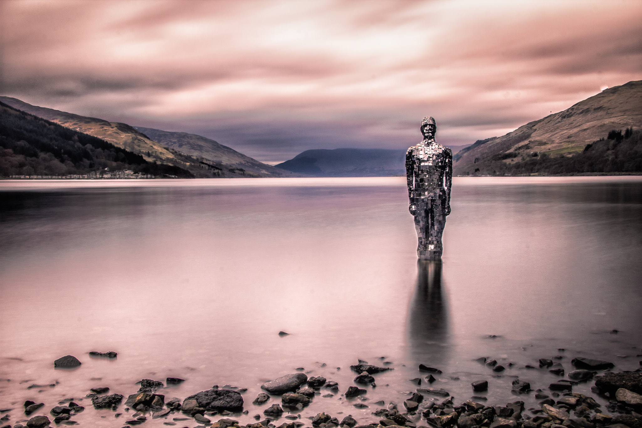 Canon EF-S 17-85mm F4-5.6 IS USM sample photo. Man in the lake photography