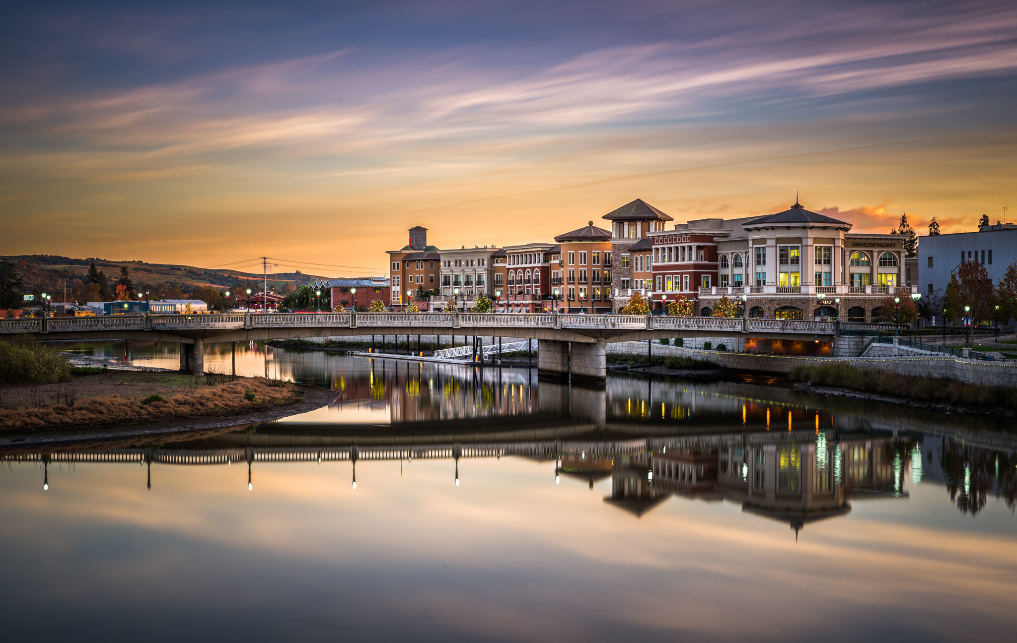 Nikon AF-S Nikkor 24-70mm F2.8G ED sample photo. Downtown napa, ca photography