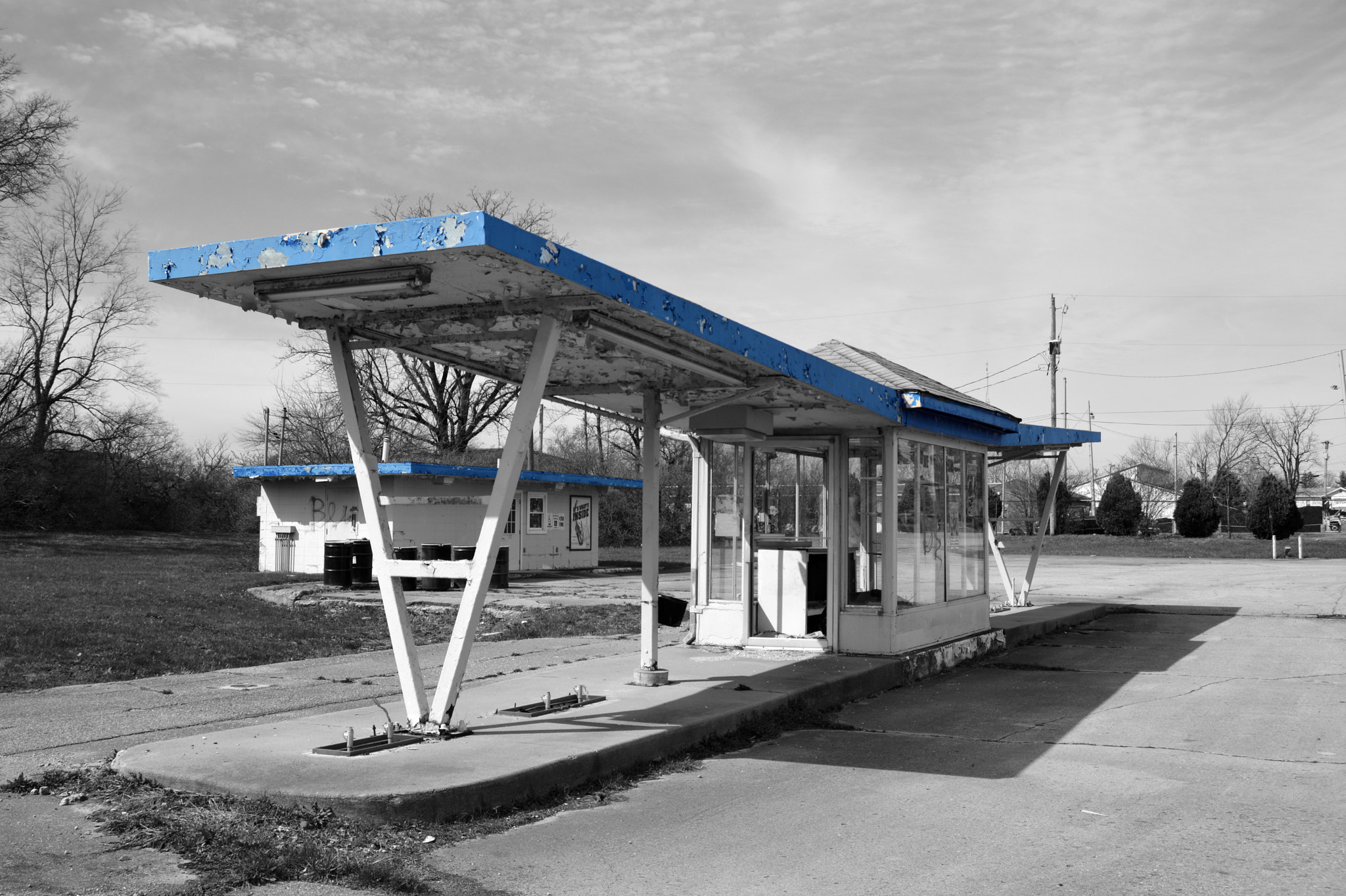 AF Zoom-Nikkor 28-105mm f/3.5-4.5D IF sample photo. Rusty americana photography
