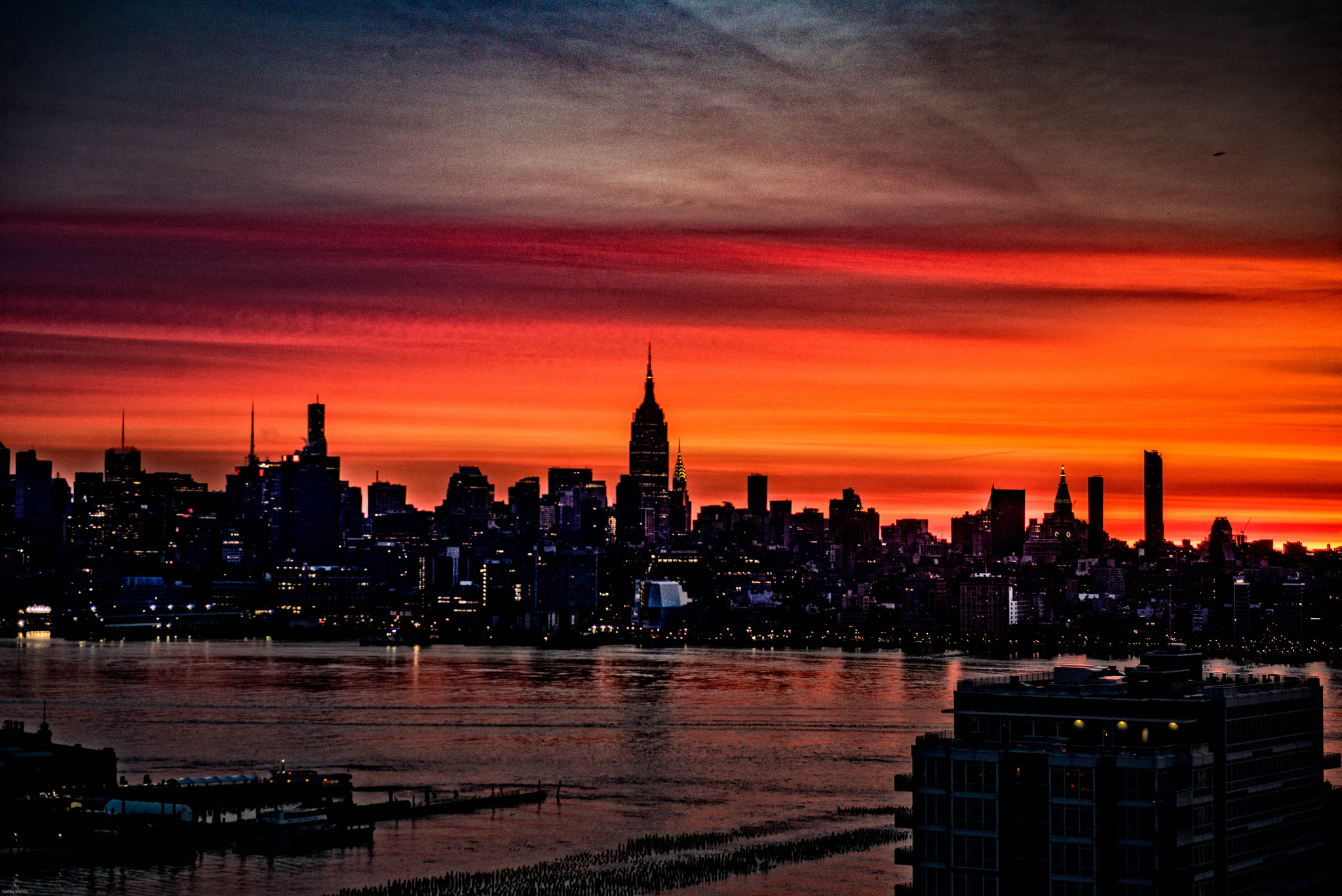 Nikon AF-S Nikkor 24-70mm F2.8G ED sample photo. Dawn manhattan photography