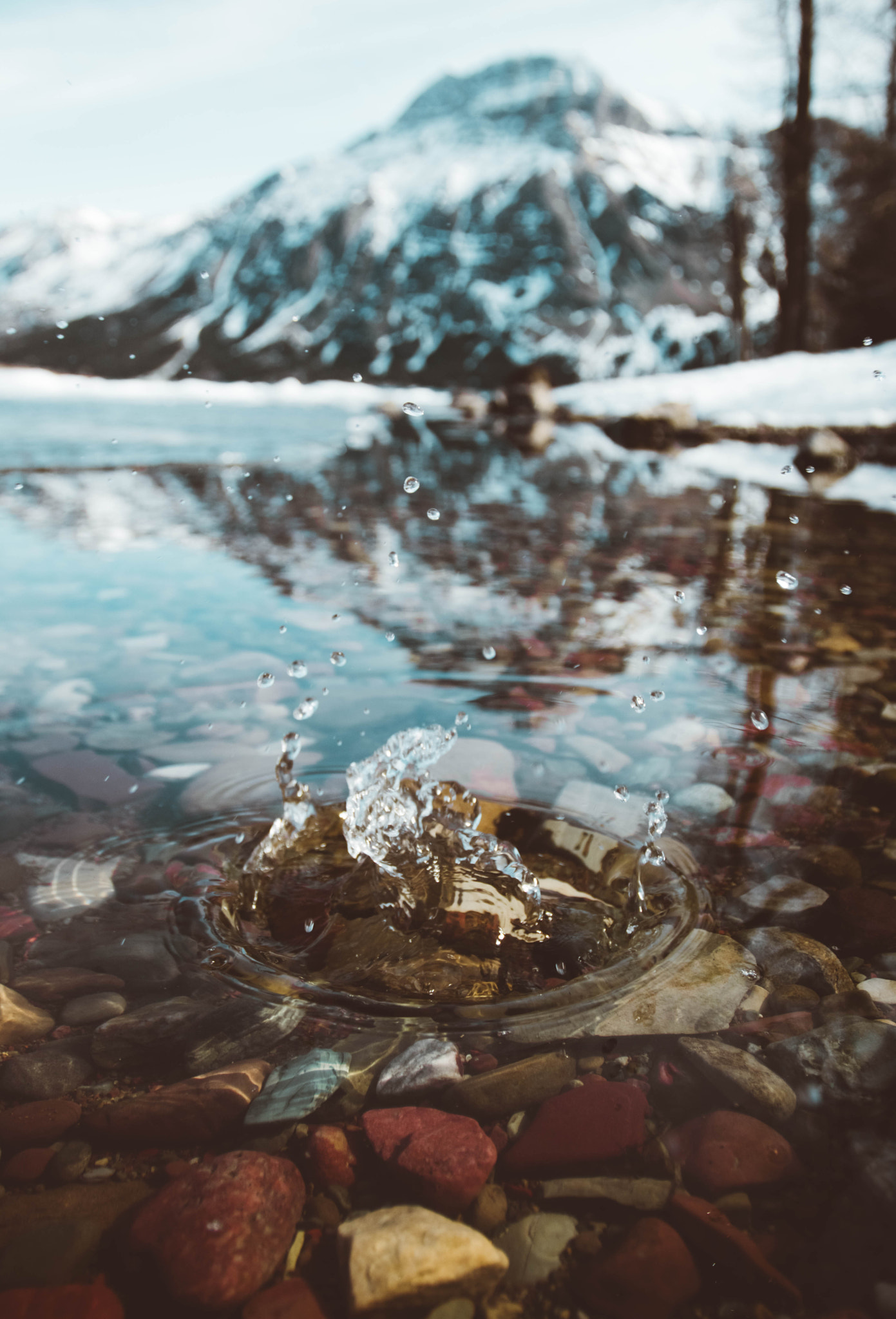 Canon EOS 760D (EOS Rebel T6s / EOS 8000D) + Canon EF 17-40mm F4L USM sample photo. Watertown lake thawing after the long winter. photography