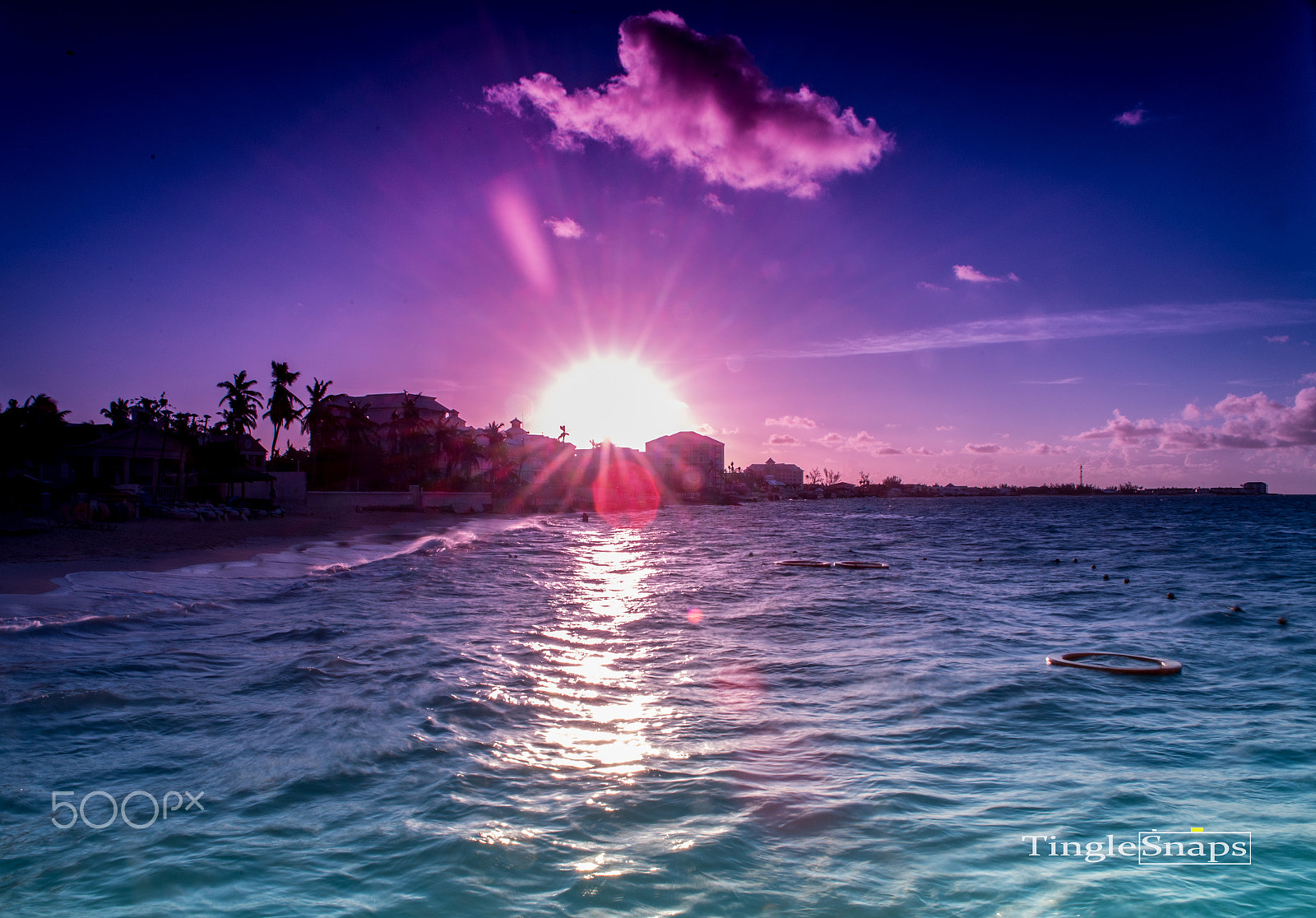 Sigma 24-70mm F2.8 EX DG HSM sample photo. Sunset in nassau beaches photography