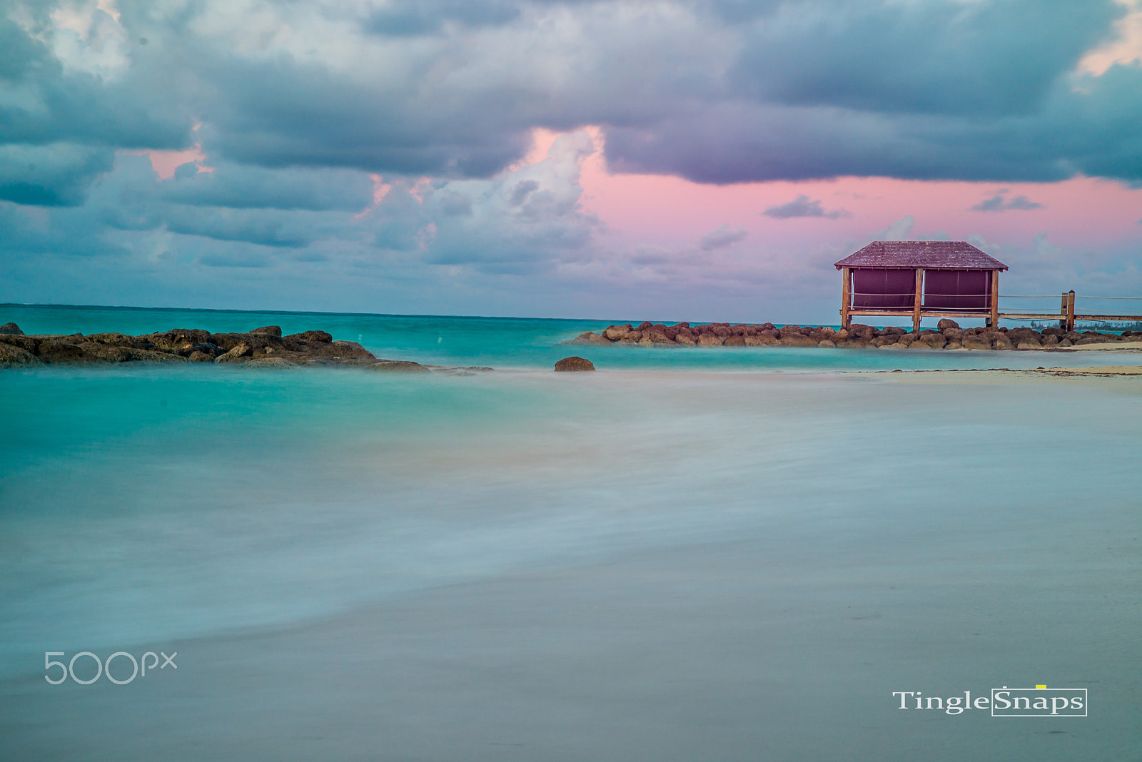 Sigma 24-70mm F2.8 EX DG HSM sample photo. Nassau sunset beach photography