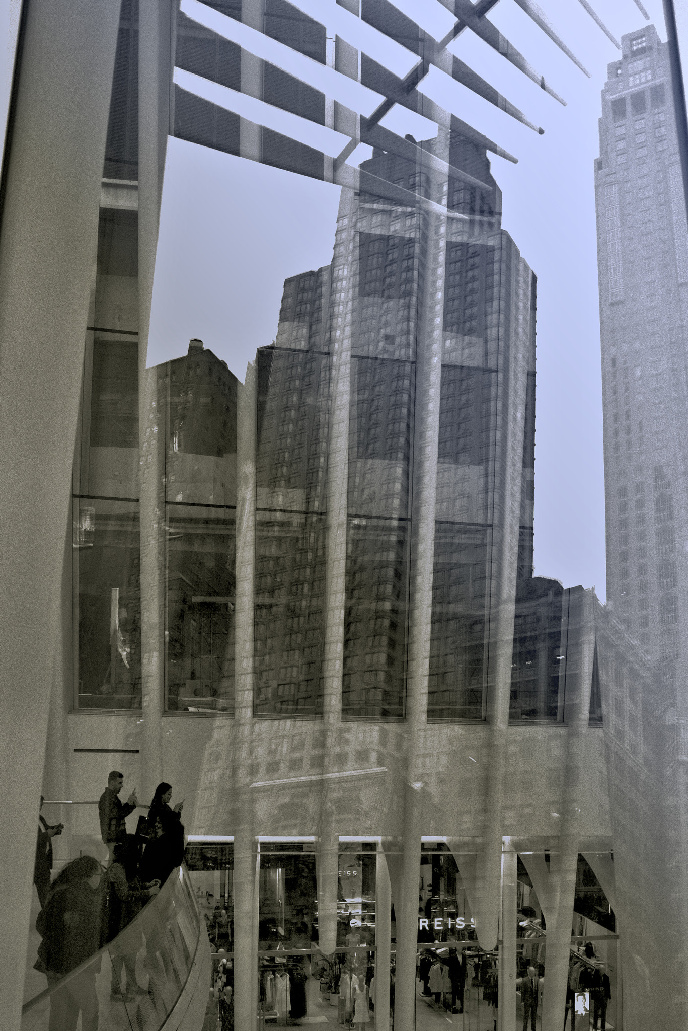 Pentax K-3 II sample photo. Reflection (trying to find new view of the oculus) photography