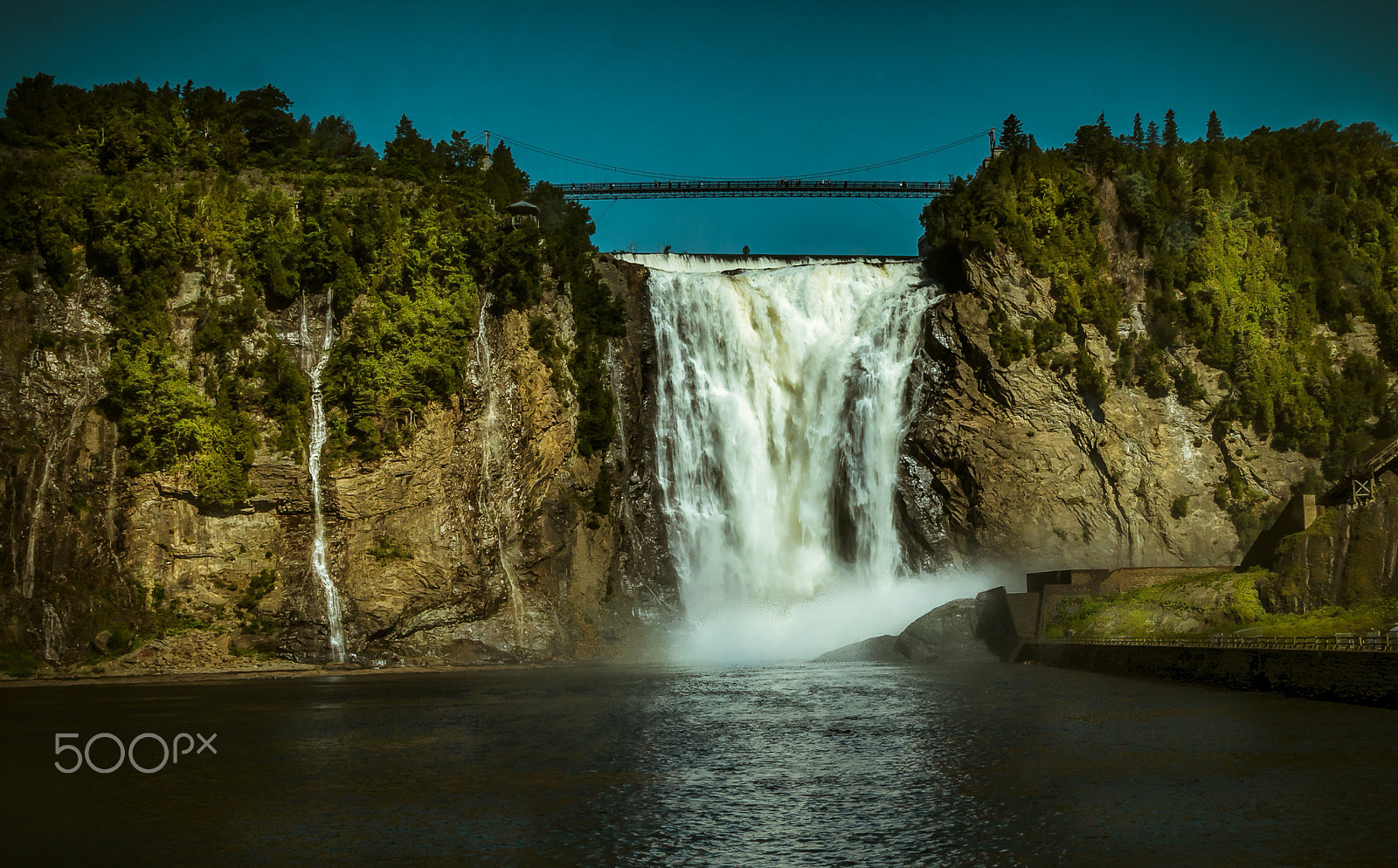 Canon EF-S 17-85mm F4-5.6 IS USM sample photo. Montmorency photography